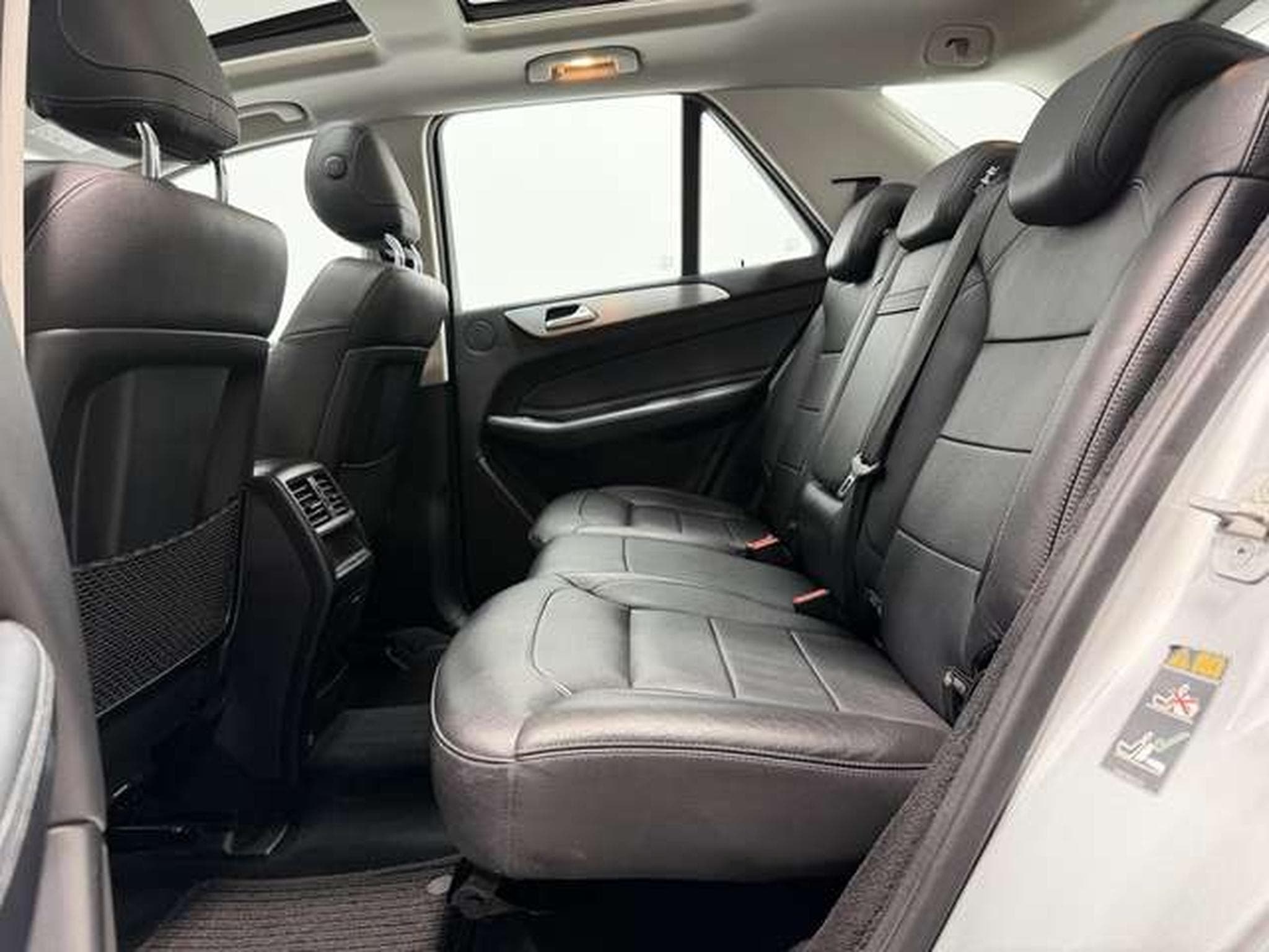Mercedes GLE 350 d 4M AMG Line *2.H *Pano *Memory *AHK (2015) - Photo 9