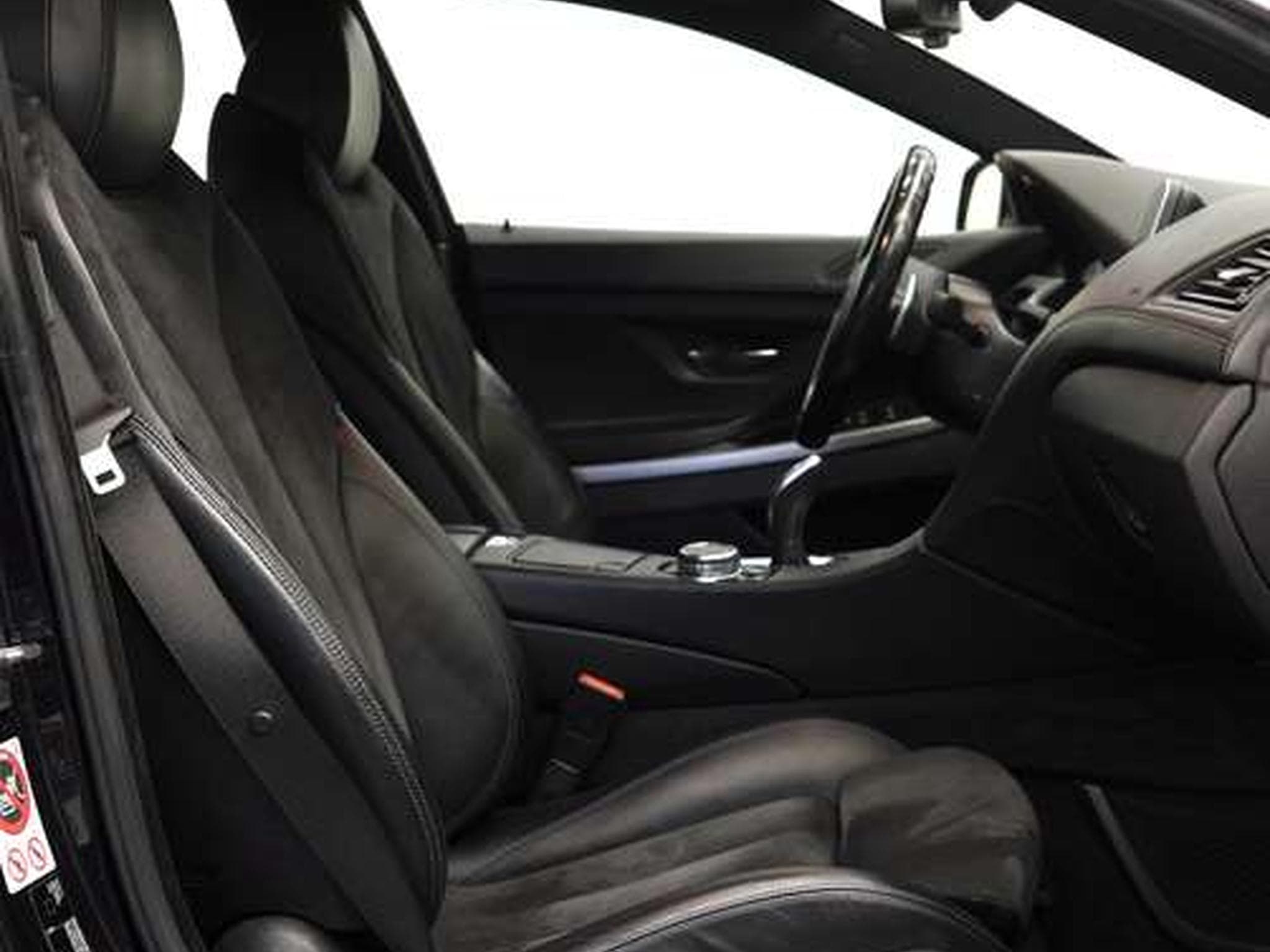 BMW 640 i xD *M Sportpaket *KettenProblem (2015) - Photo 7