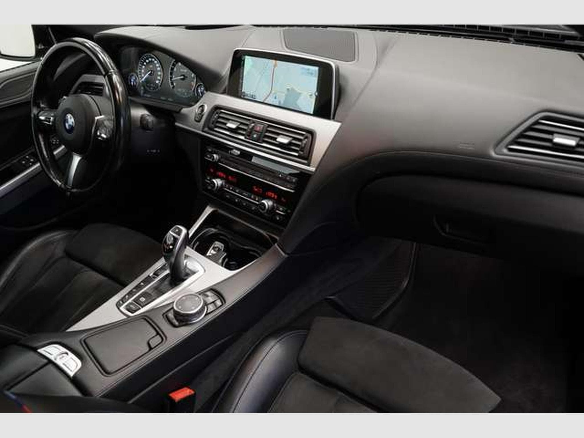 BMW 640 i xD *M Sportpaket *KettenProblem (2015) - Photo 9