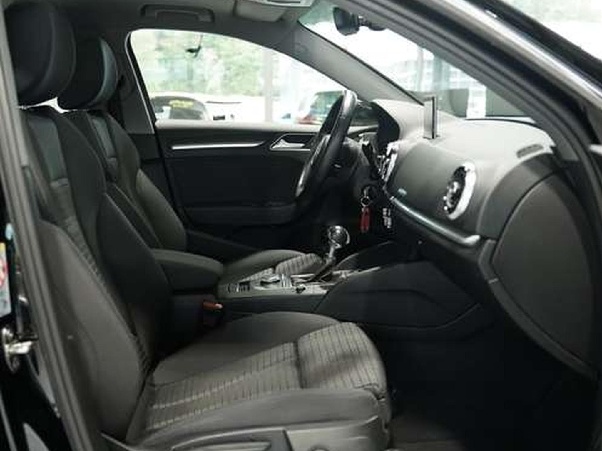Audi A3 q Sportback 2.0 TFSI S-Tr. *1.H *ACC*Pano*PDC (2019) - Photo 14