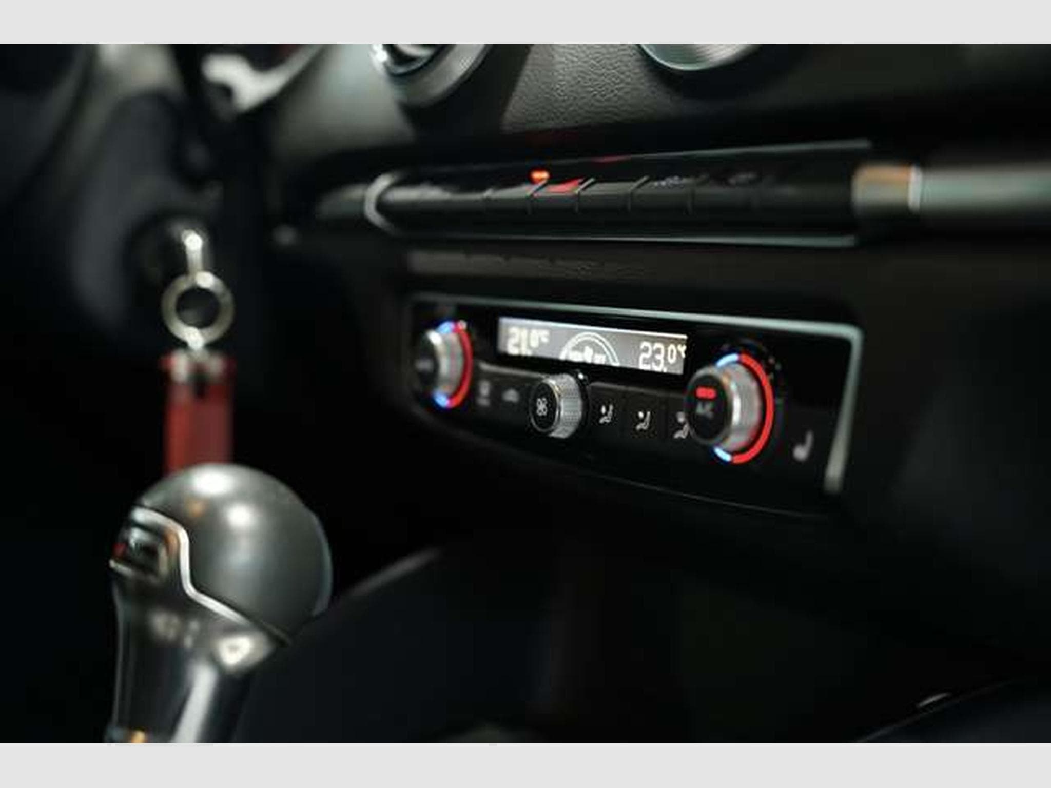 Audi A3 q Sportback 2.0 TFSI S-Tr. *1.H *ACC*Pano*PDC (2019) - Photo 19