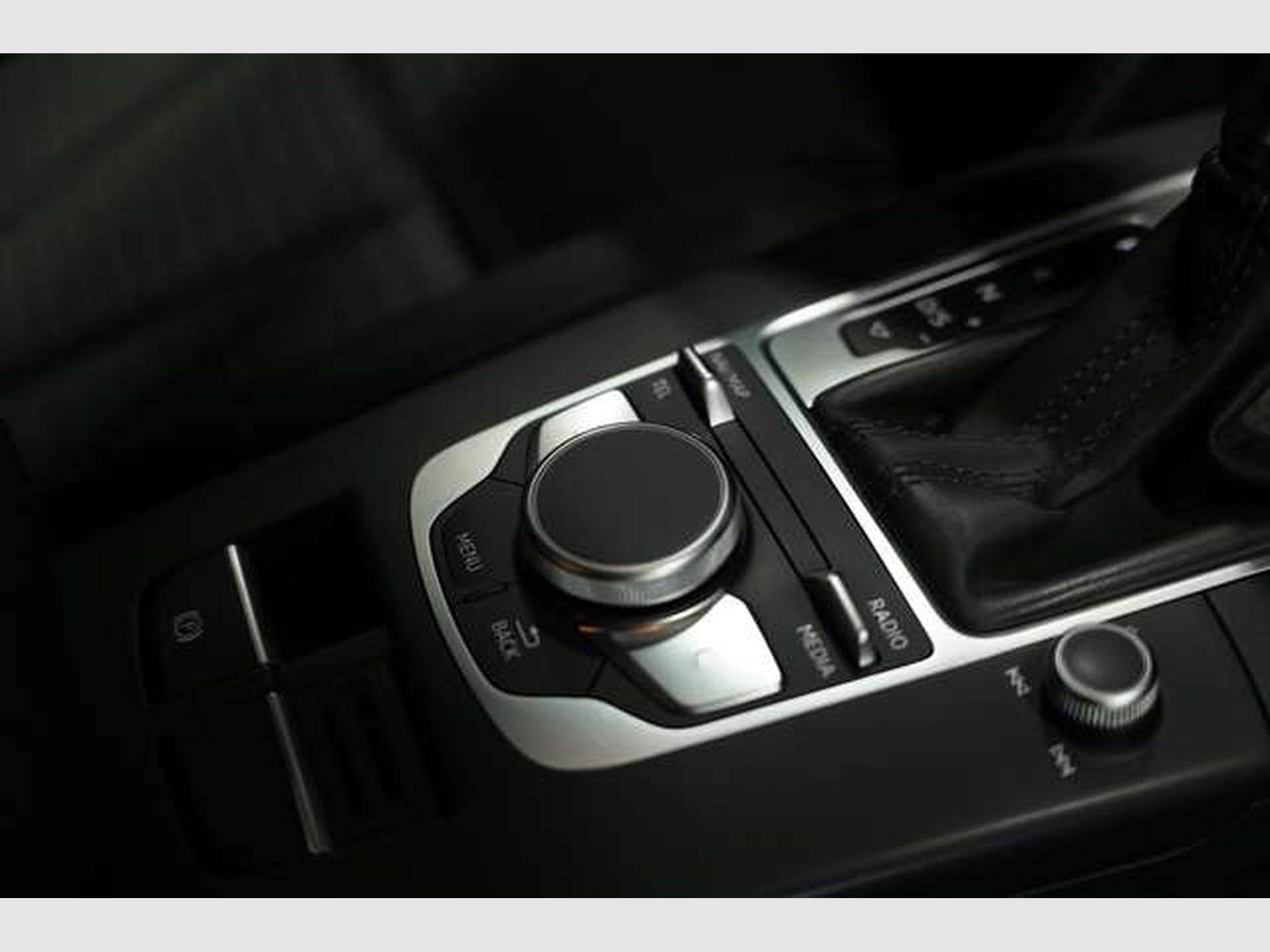 Audi A3 q Sportback 2.0 TFSI S-Tr. *1.H *ACC*Pano*PDC (2019) - Photo 20