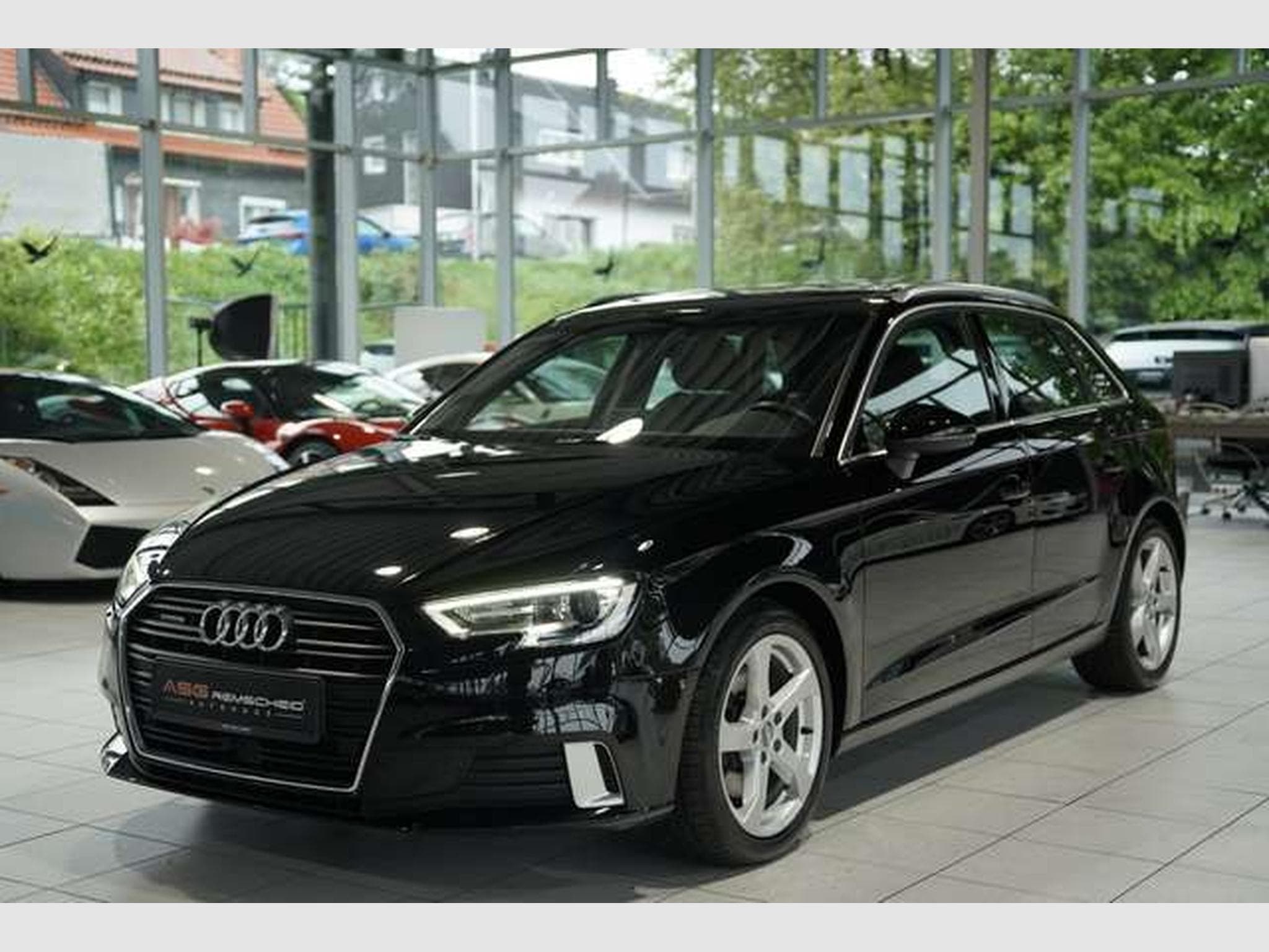 Audi A3 q Sportback 2.0 TFSI S-Tr. *1.H *ACC*Pano*PDC (2019) - Photo 5