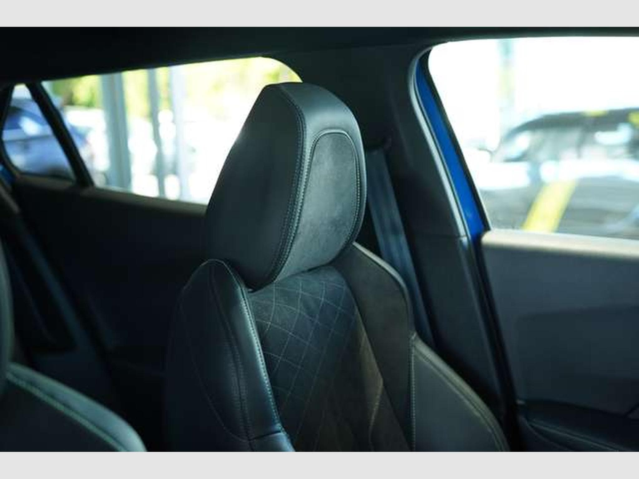 Peugeot 2008 GT *18 Zoll *ACC *Digital *Kamera (2020) - Photo 17
