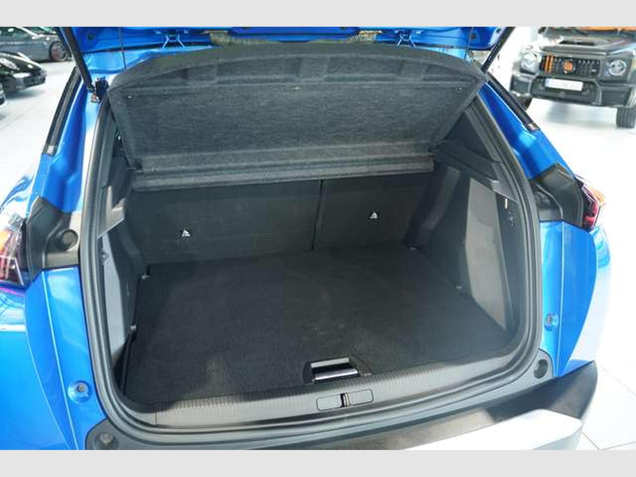 Peugeot 2008 GT *18 Zoll *ACC *Digital *Kamera (2020) - Photo 22