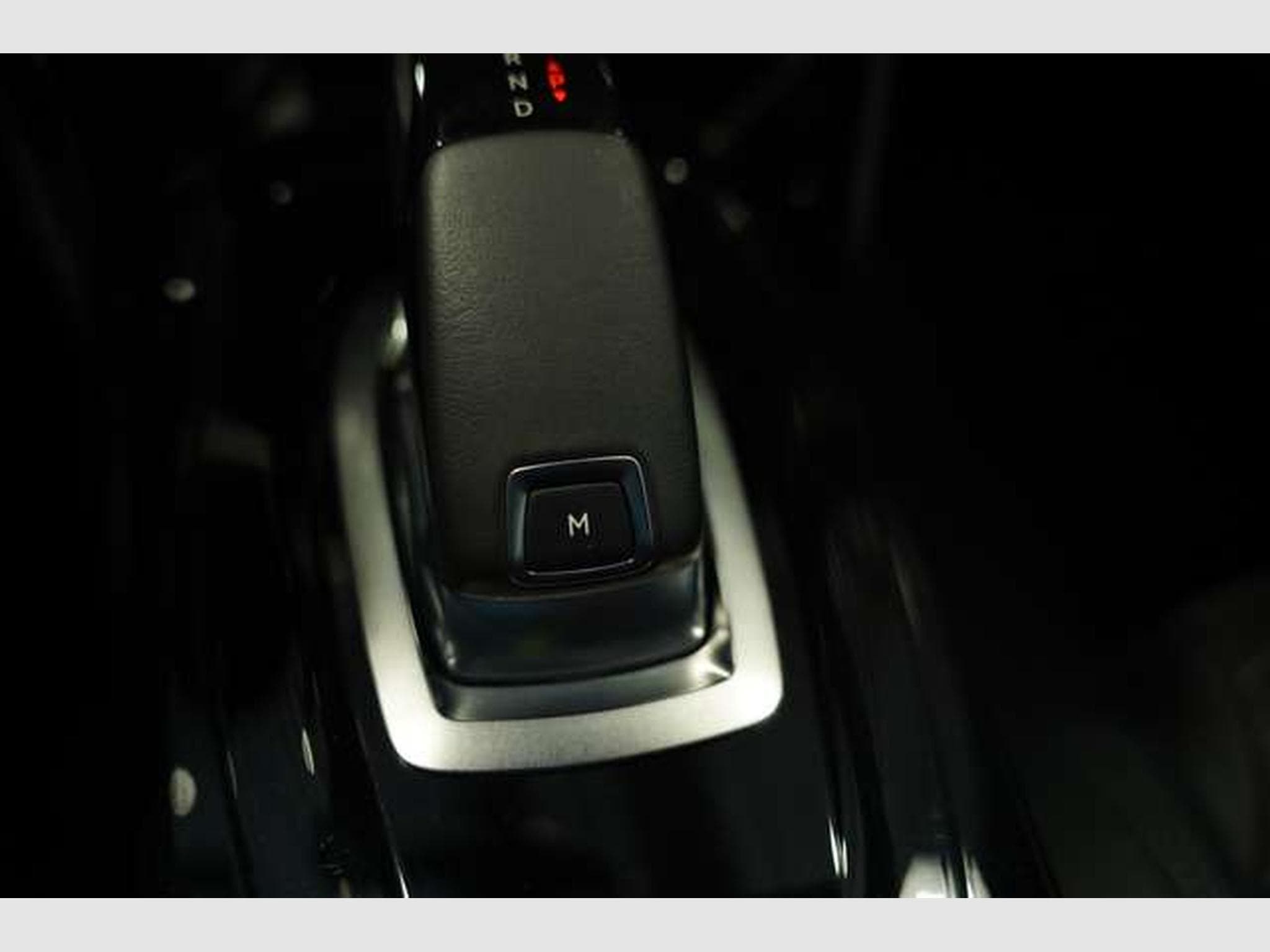 Peugeot 2008 GT *18 Zoll *ACC *Digital *Kamera (2020) - Photo 33