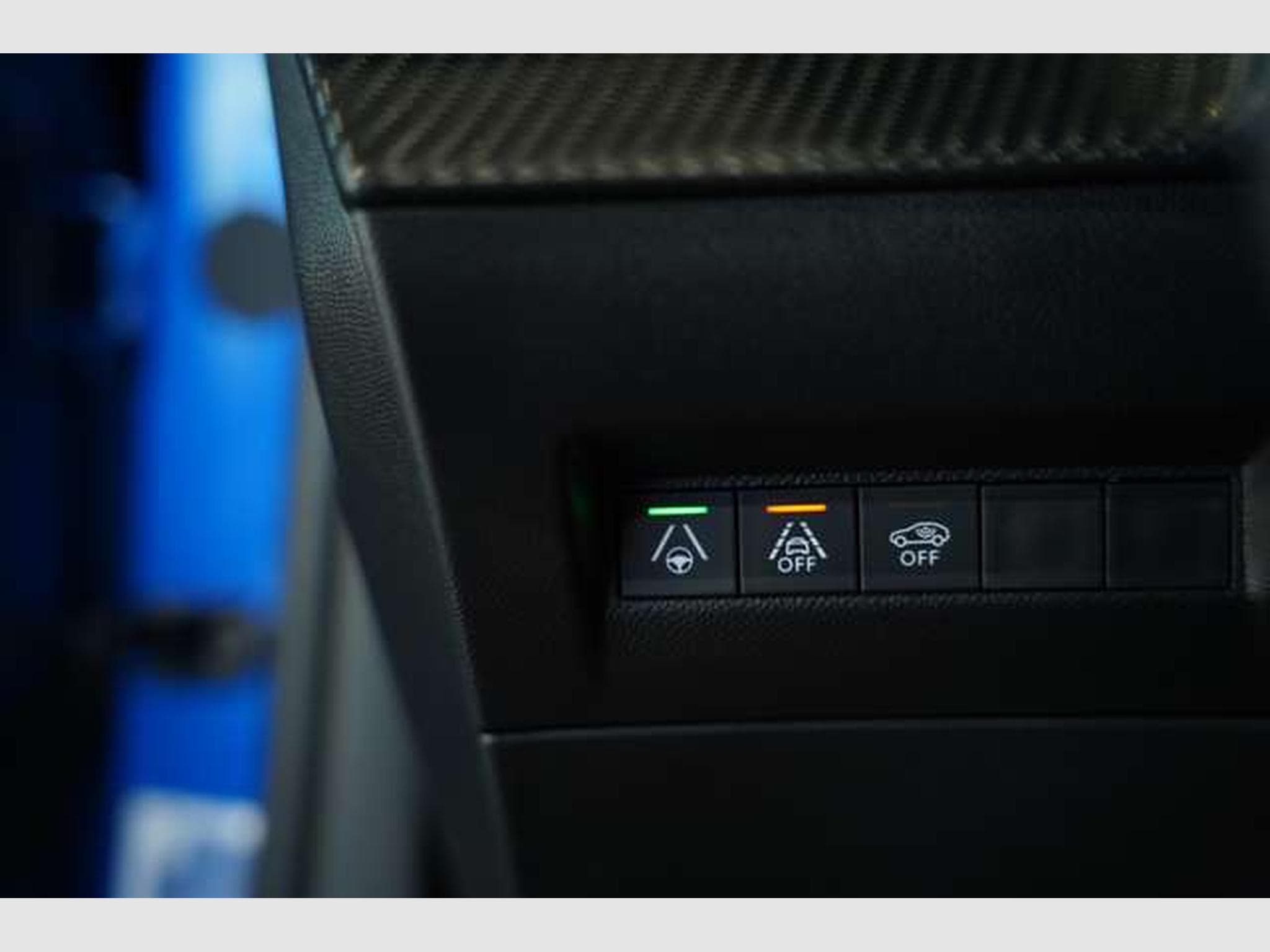Peugeot 2008 GT *18 Zoll *ACC *Digital *Kamera (2020) - Photo 41