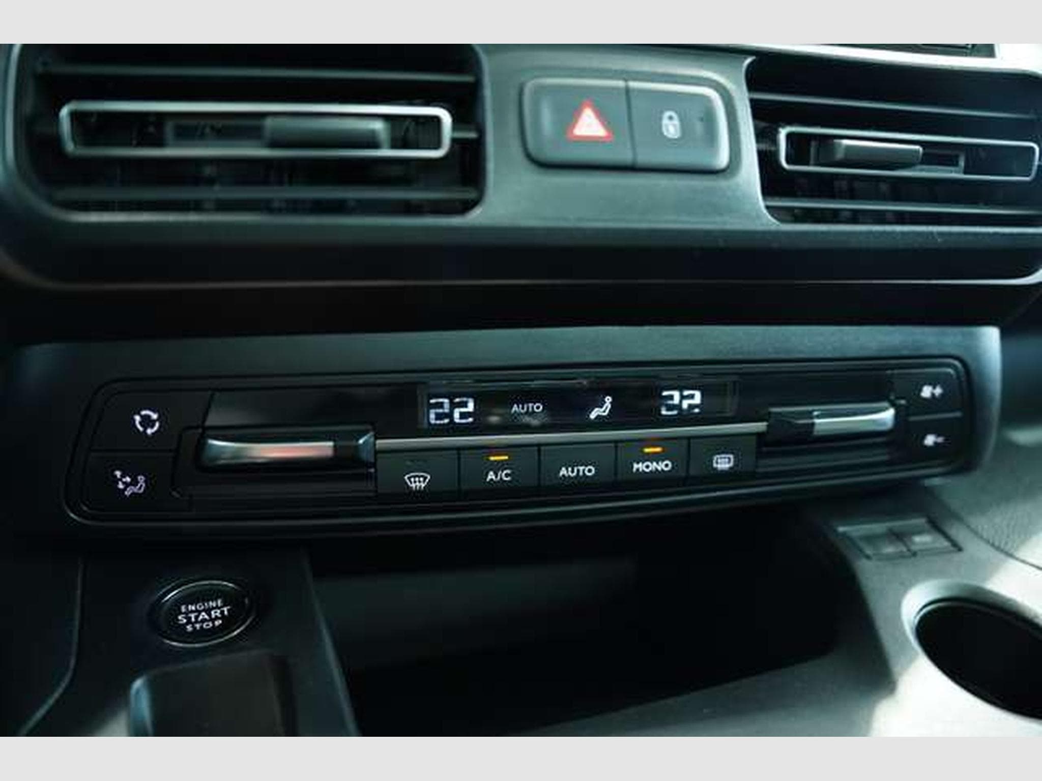 Peugeot Rifter GT Line Automatik *1.Hand *360° *Navi * (2020) - Photo 35