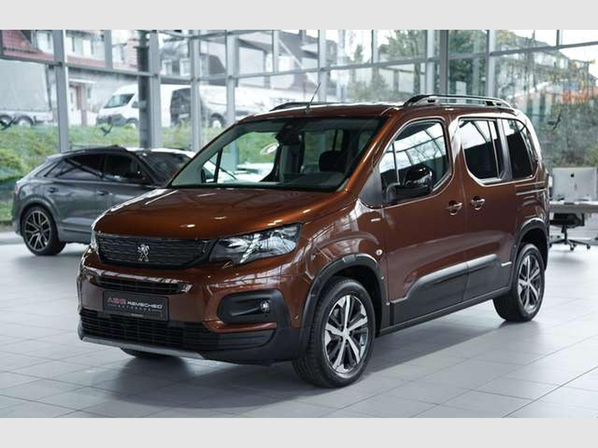 Peugeot Rifter GT Line Automatik *1.Hand *360° *Navi * (2020) - Photo 5