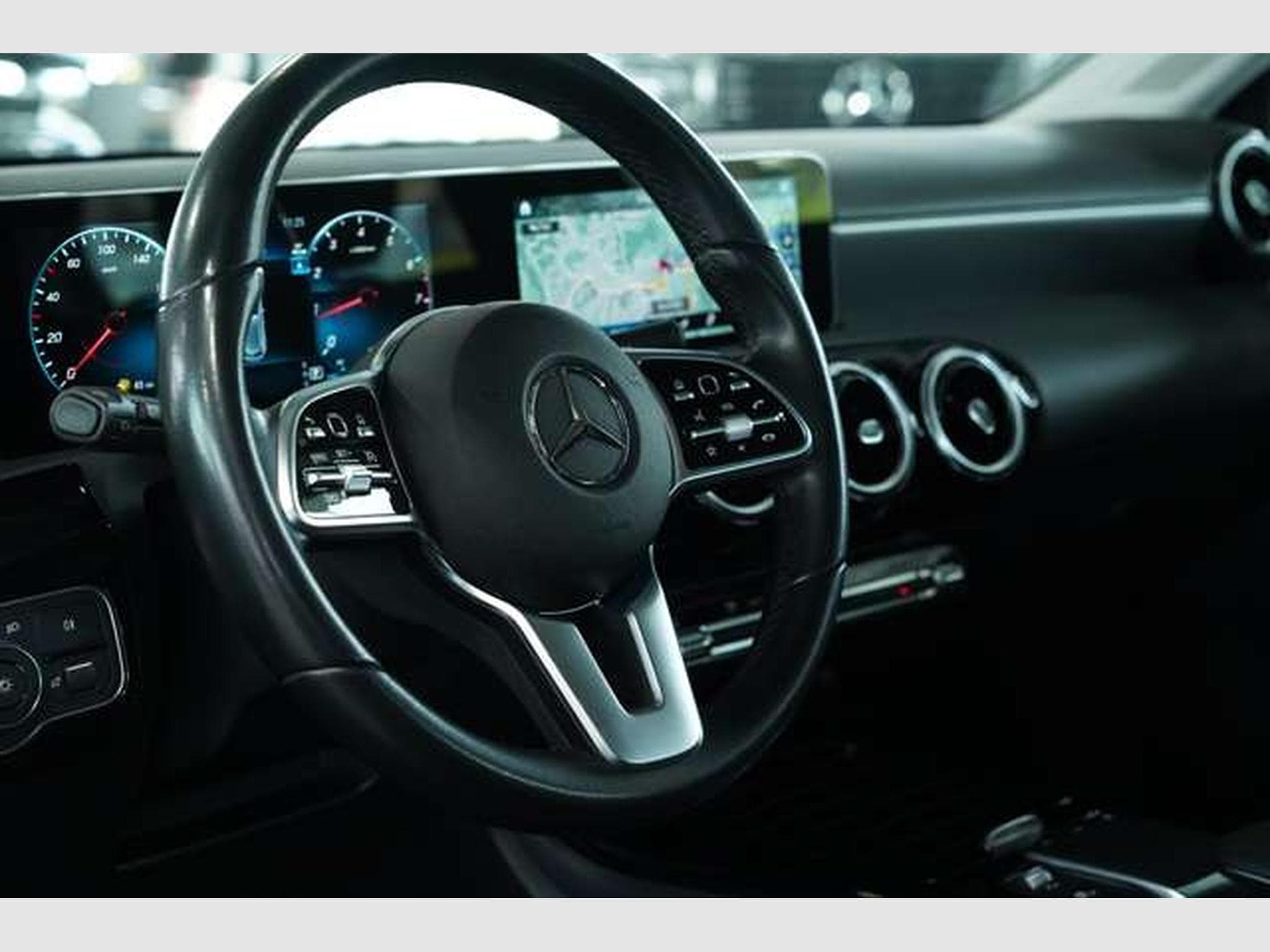 Mercedes A 180 DCT Progressive *AHK *Navi *Business-Paket (2020) - Photo 16