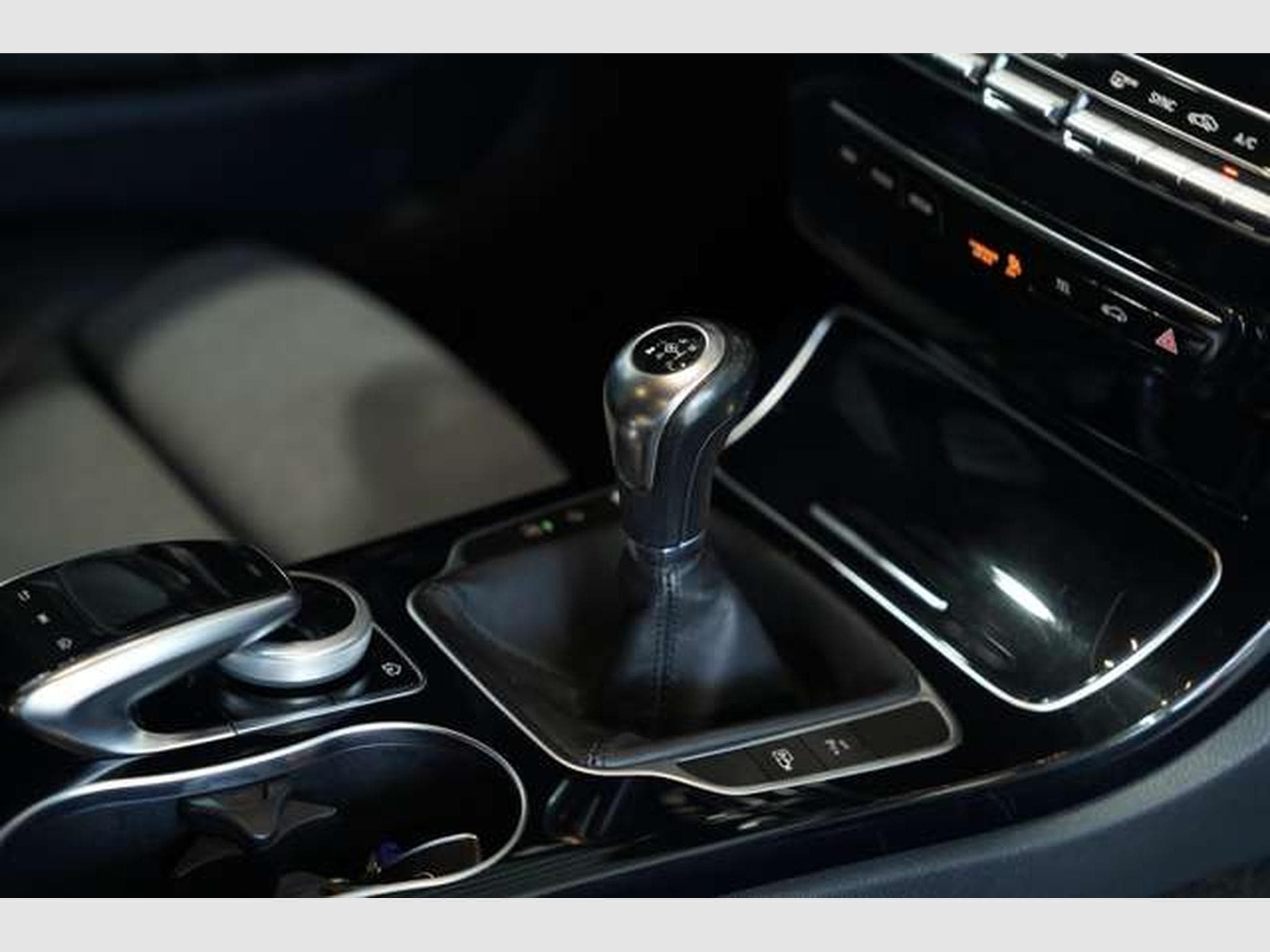 Mercedes C 180 CGI T Avantgarde *2.H *Night *Business-P (2019) - Photo 16