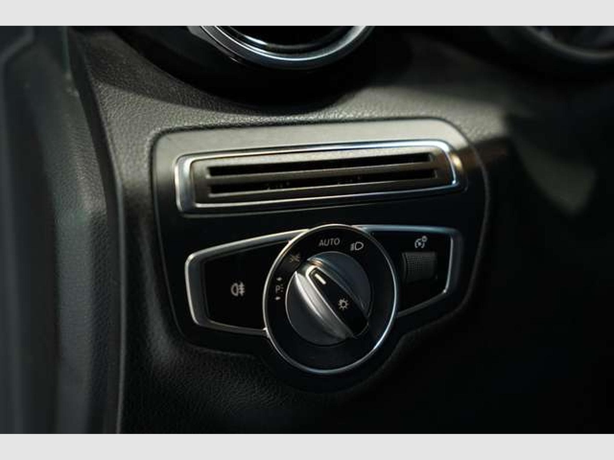 Mercedes C 180 CGI T Avantgarde *2.H *Night *Business-P (2019) - Photo 27