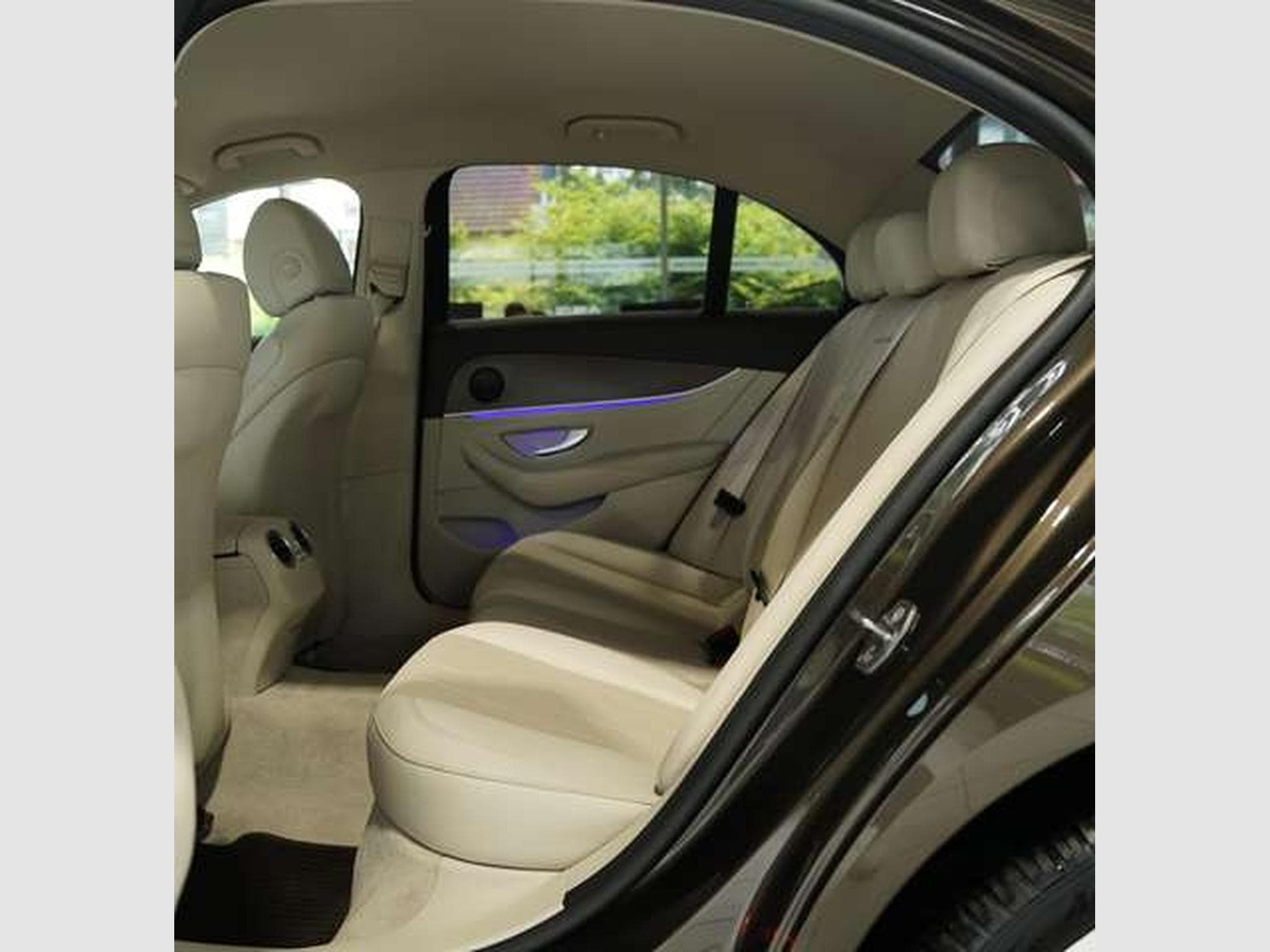 Mercedes E 220 d Limousine 9G Exclusive *19 *AHK *Kam (2016) - Photo 22