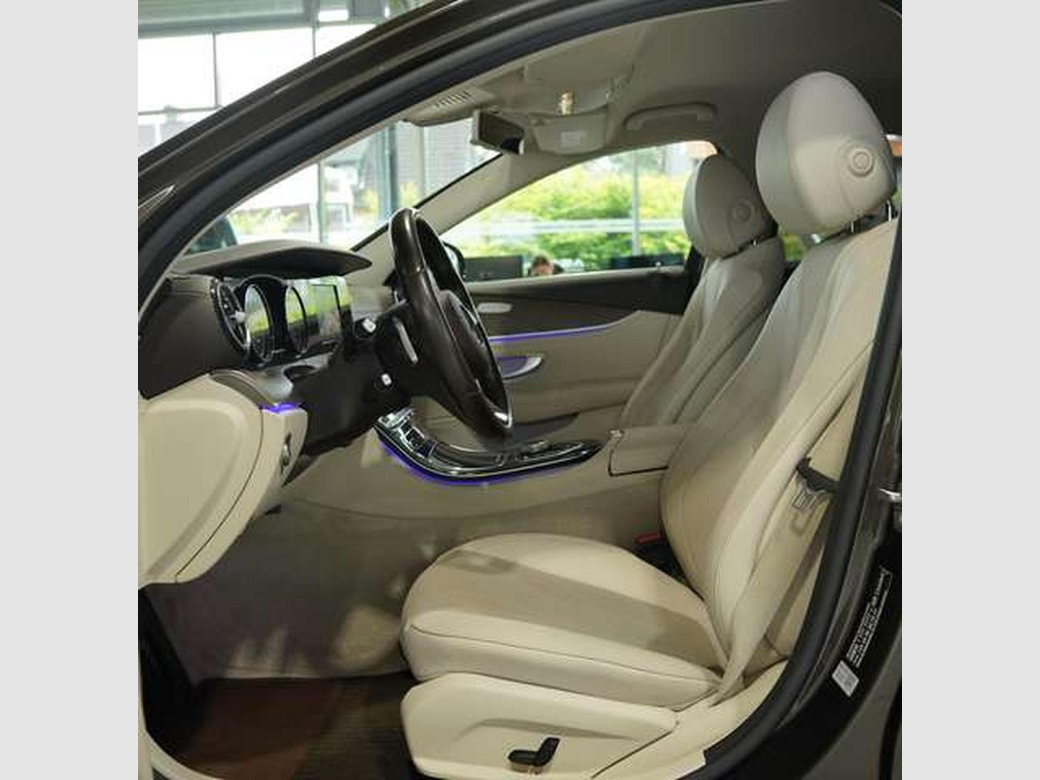 Mercedes E 220 d Limousine 9G Exclusive *19 *AHK *Kam (2016) - Photo 23