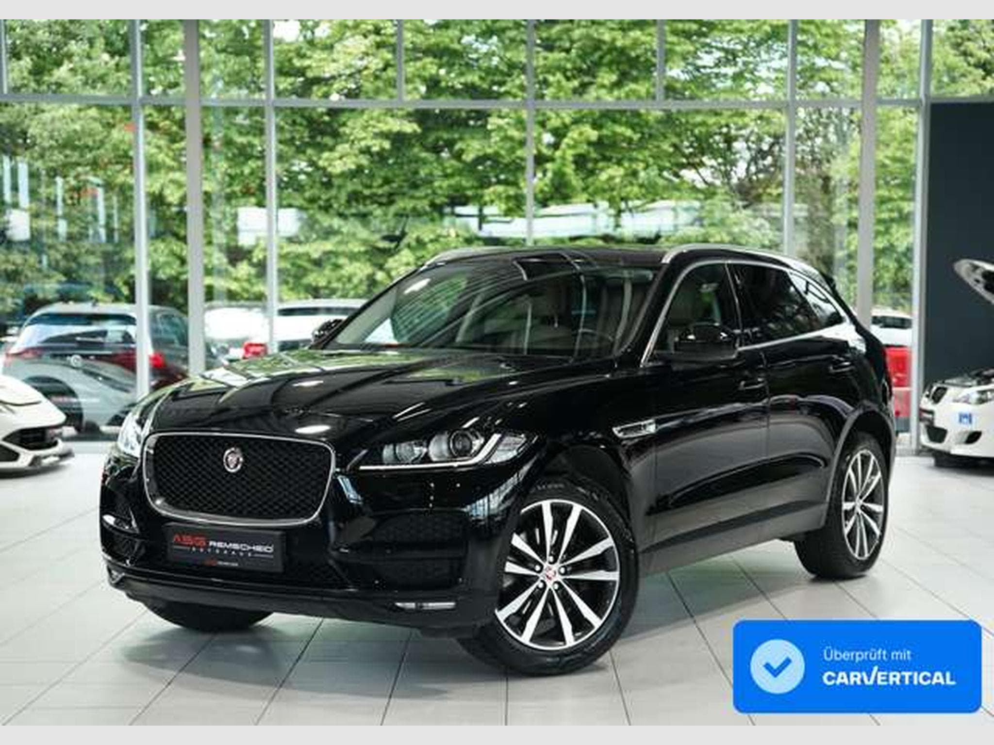 Jaguar F-Pace Prestige AWD *Pano *20Zoll *Navi (2017) - Photo 1