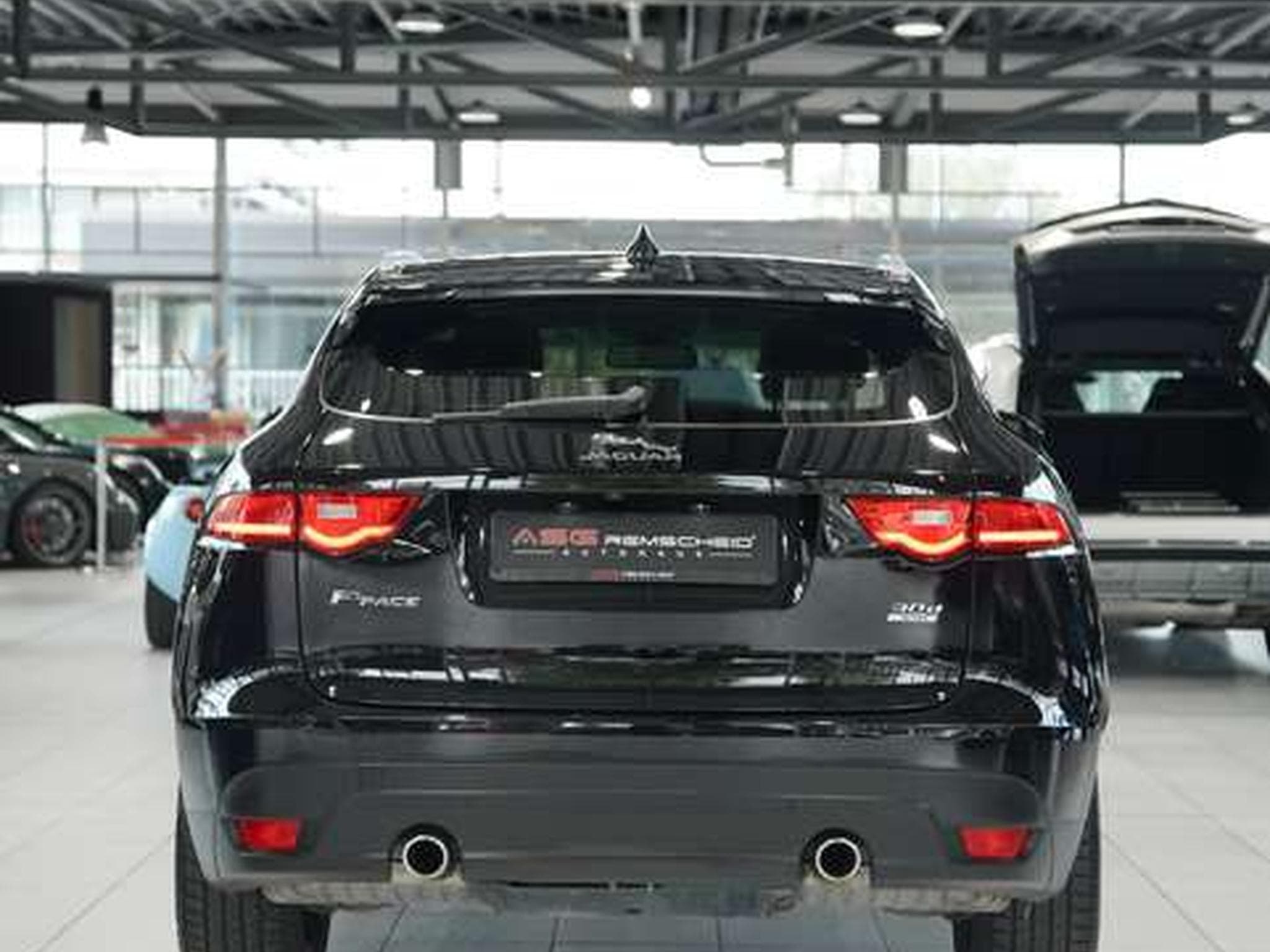 Jaguar F-Pace Prestige AWD *Pano *20Zoll *Navi (2017) - Photo 9