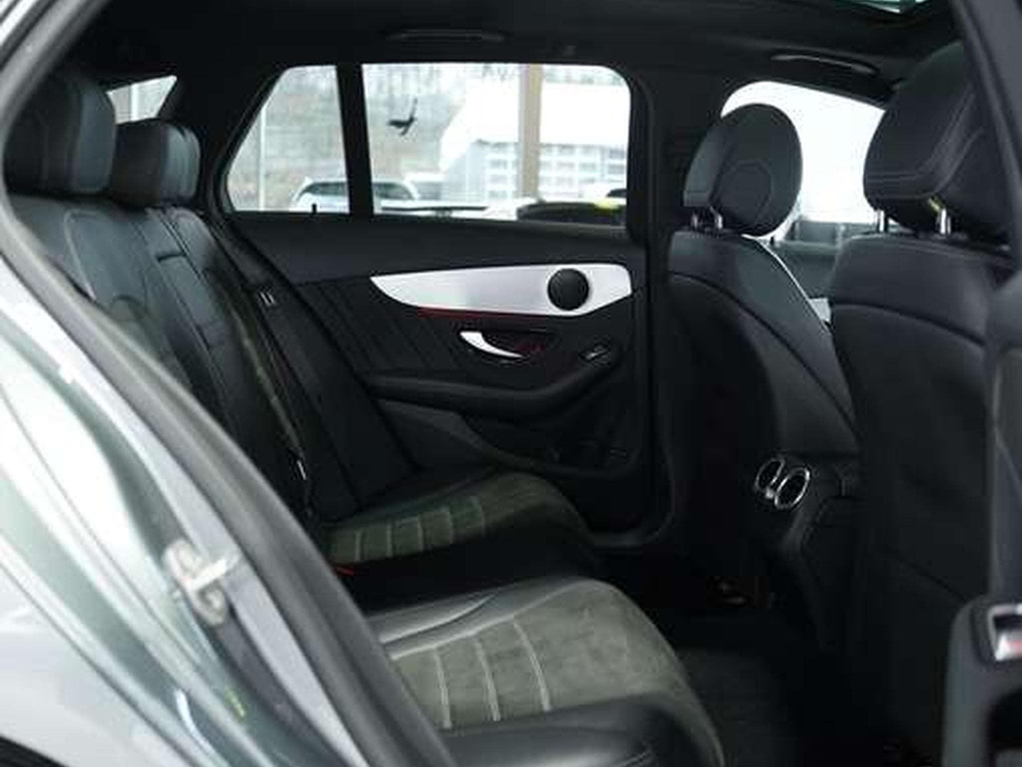 Mercedes C 300 T de AMG Line *Digital *Pano *Night *AHK (2020) - Photo 20