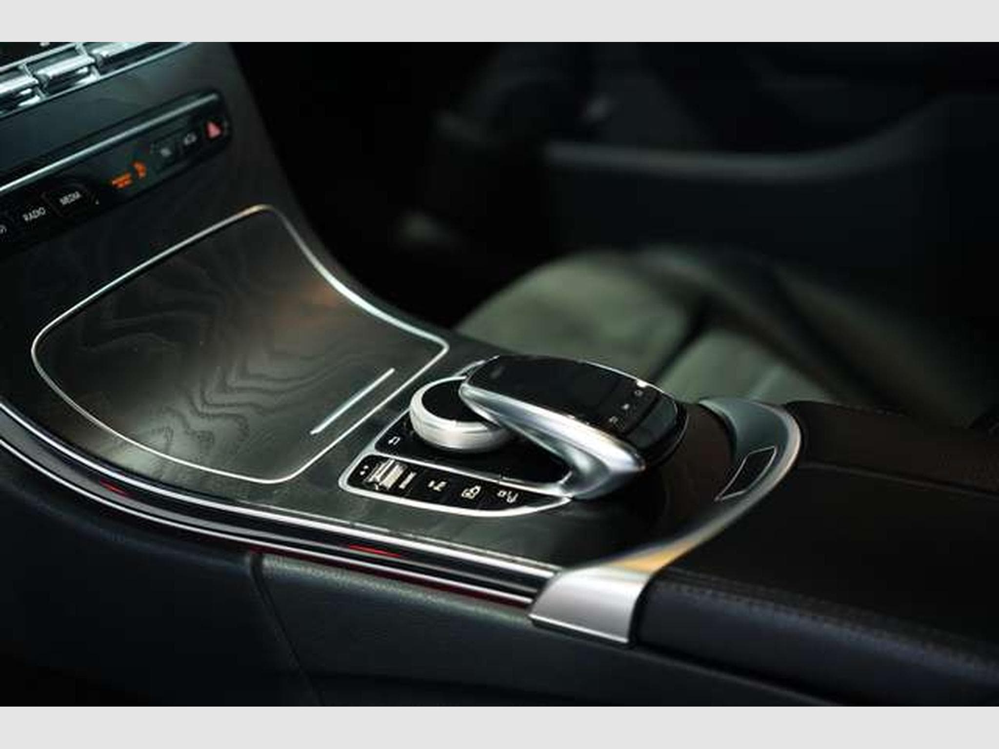 Mercedes C 300 T de AMG Line *Digital *Pano *Night *AHK (2020) - Photo 27