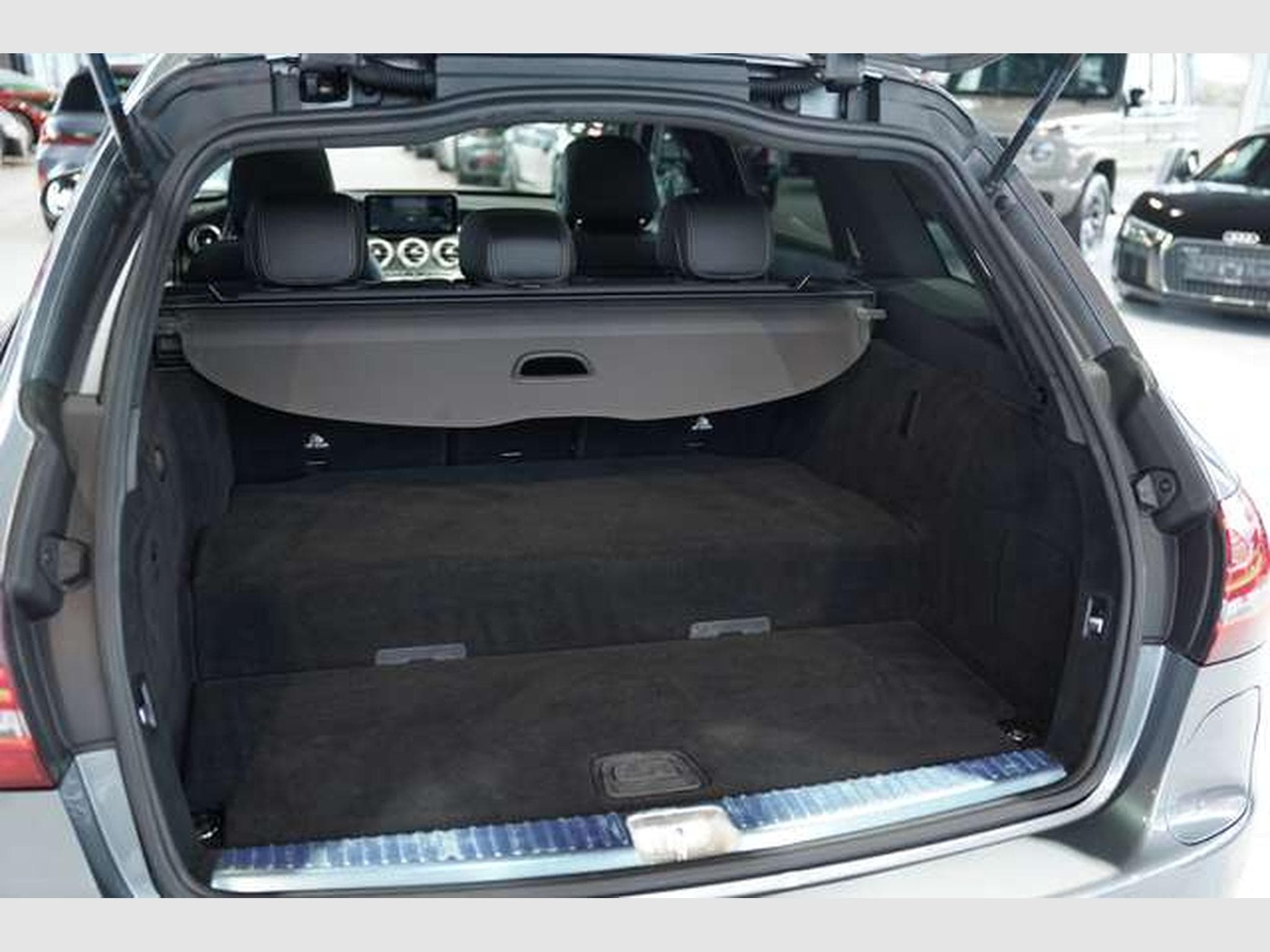 Mercedes C 300 T de AMG Line *Digital *Pano *Night *AHK (2020) - Photo 40