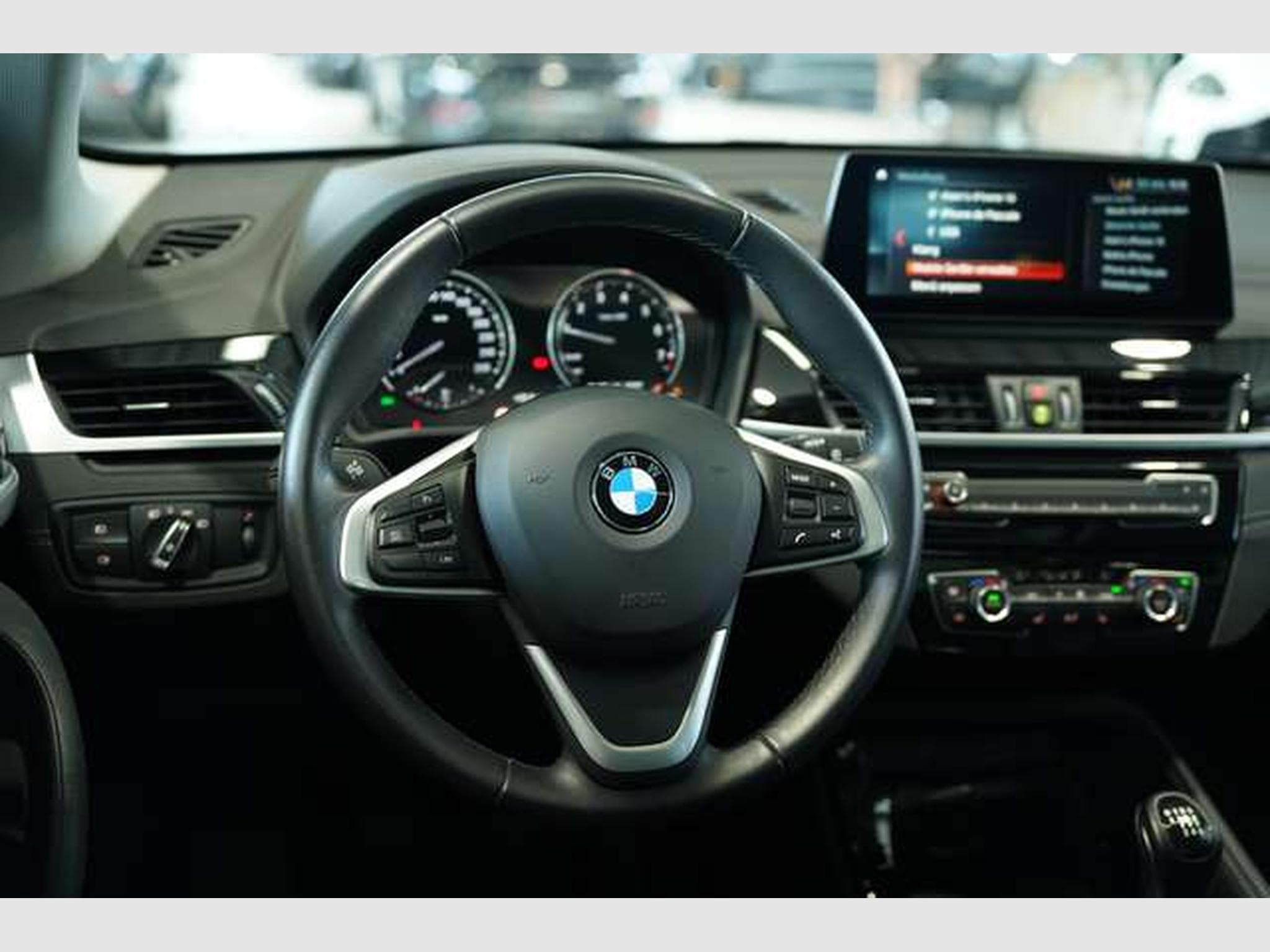 BMW X1 sDrive 18 i Sport Line 1.H *18 *Pano *Memory (2021) - Foto 39