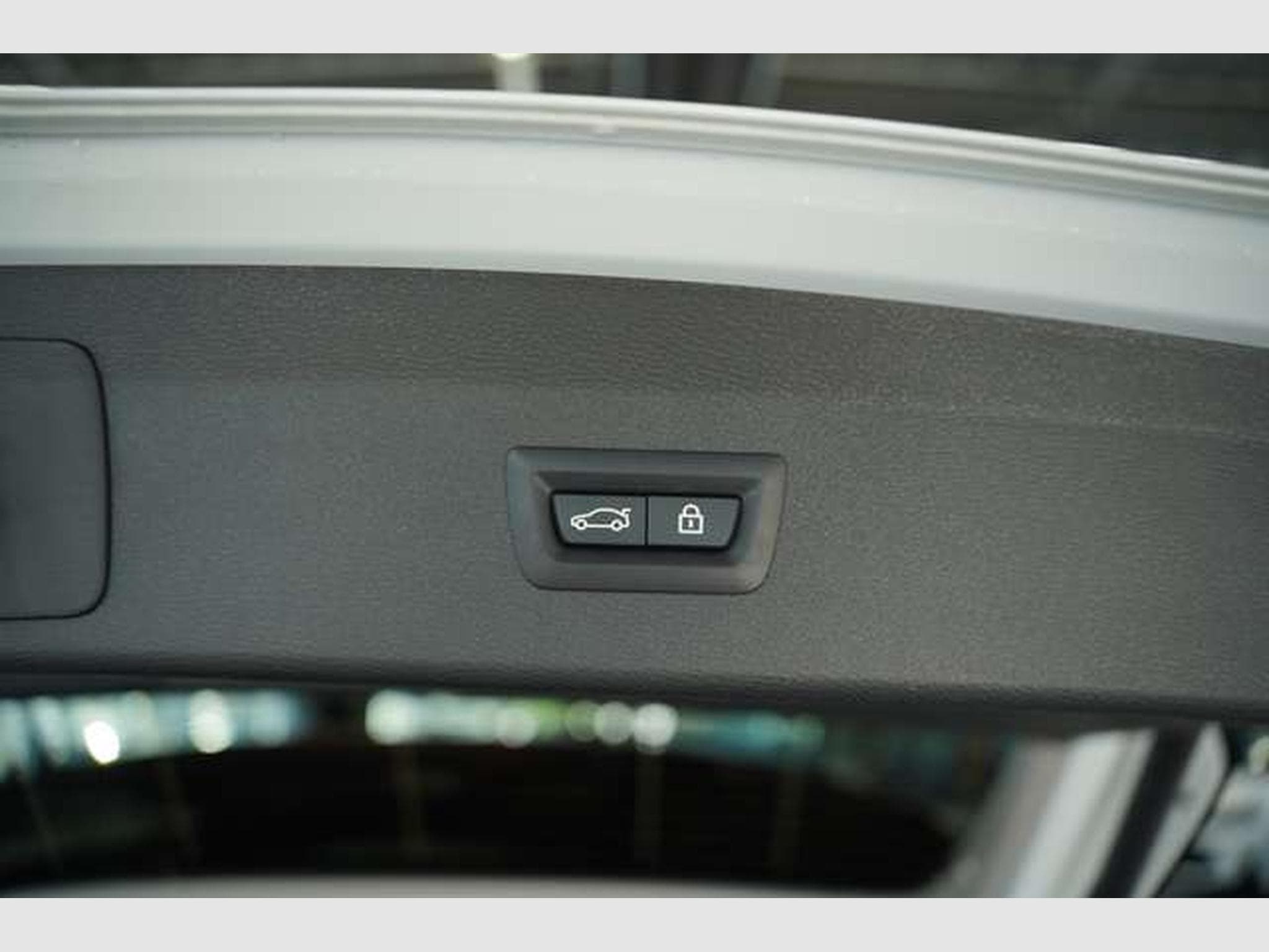 BMW X1 sDrive 18 i Sport Line 1.H *18 *Pano *Memory (2021) - Foto 41