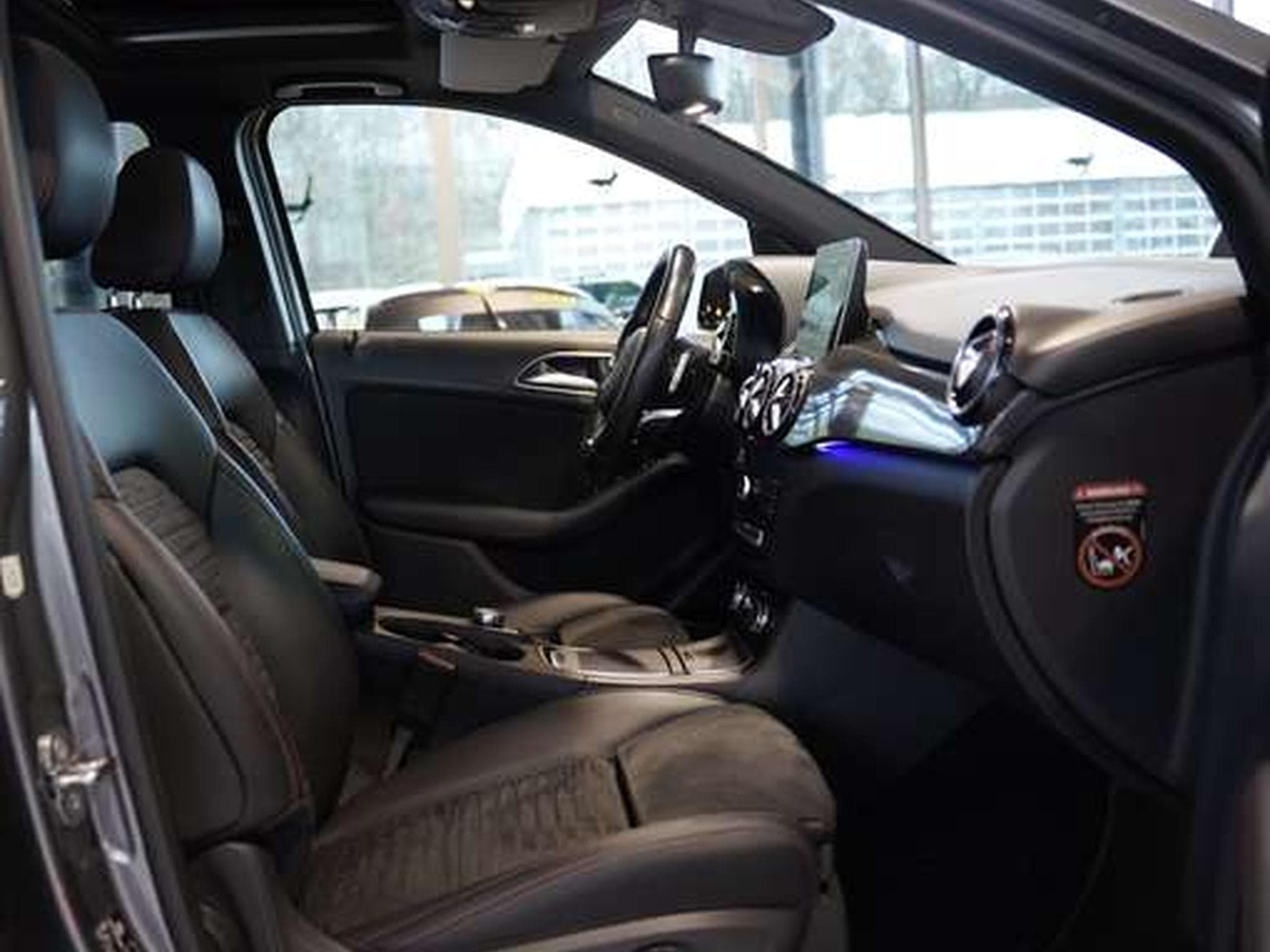 Mercedes B 220 4M AMG Line 1.Hand *Pano *Kamera *Night (2018) - Photo 17