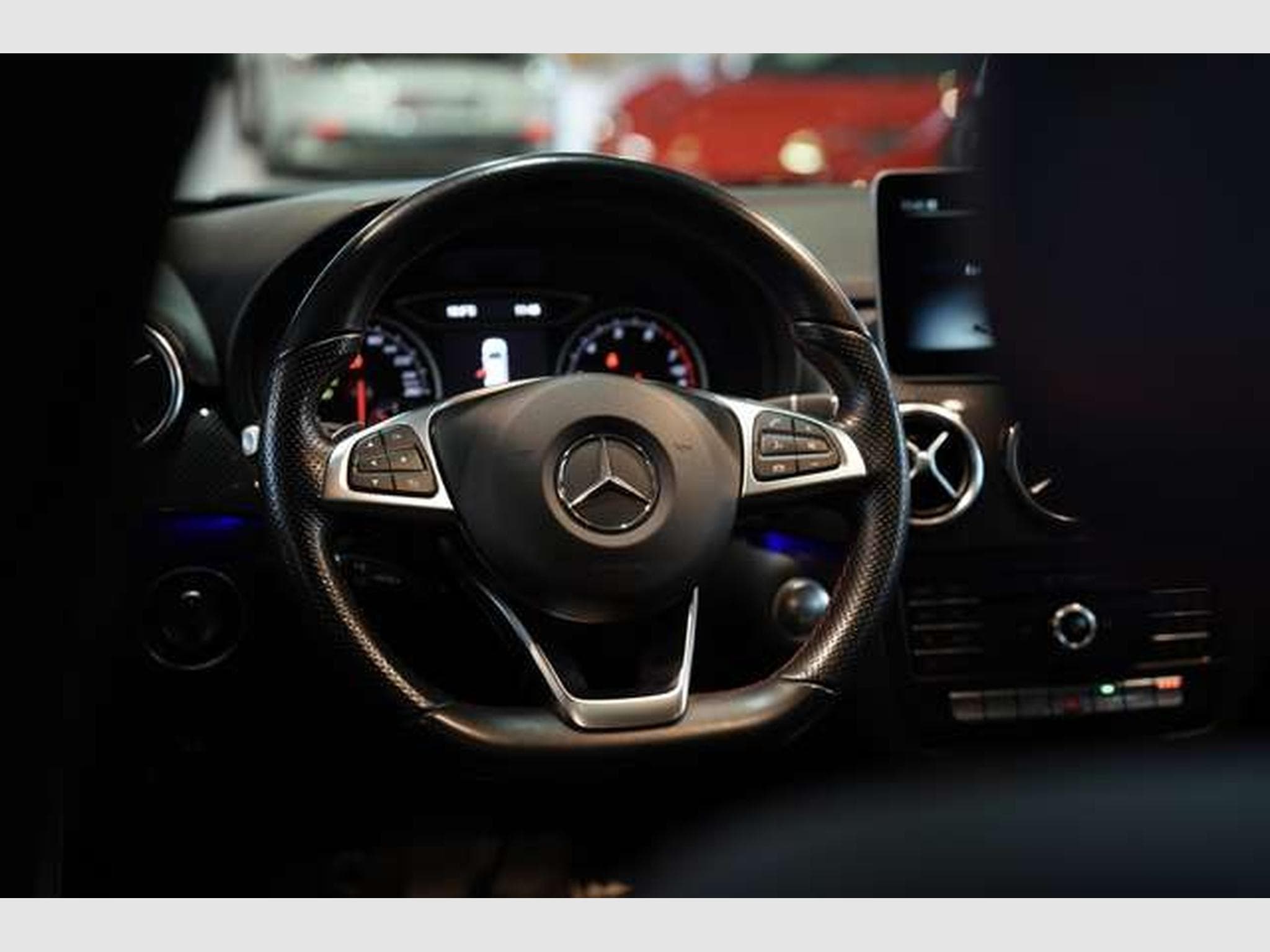 Mercedes B 220 4M AMG Line 1.Hand *Pano *Kamera *Night (2018) - Photo 40