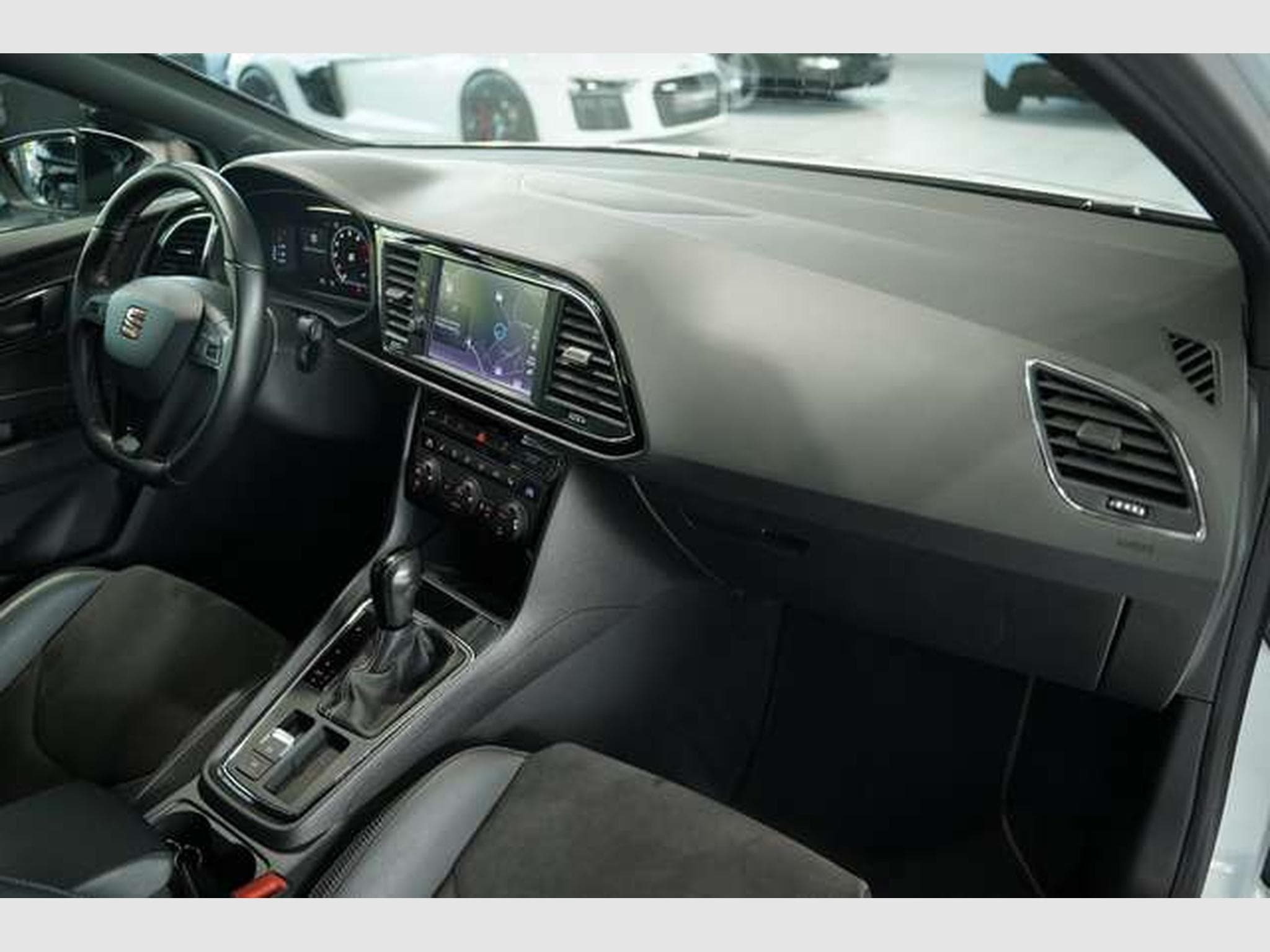 SEAT Leon Cupra 2.0 TSI 290 DSG *Kamera *Leder *SHZ (2019) - Photo 16