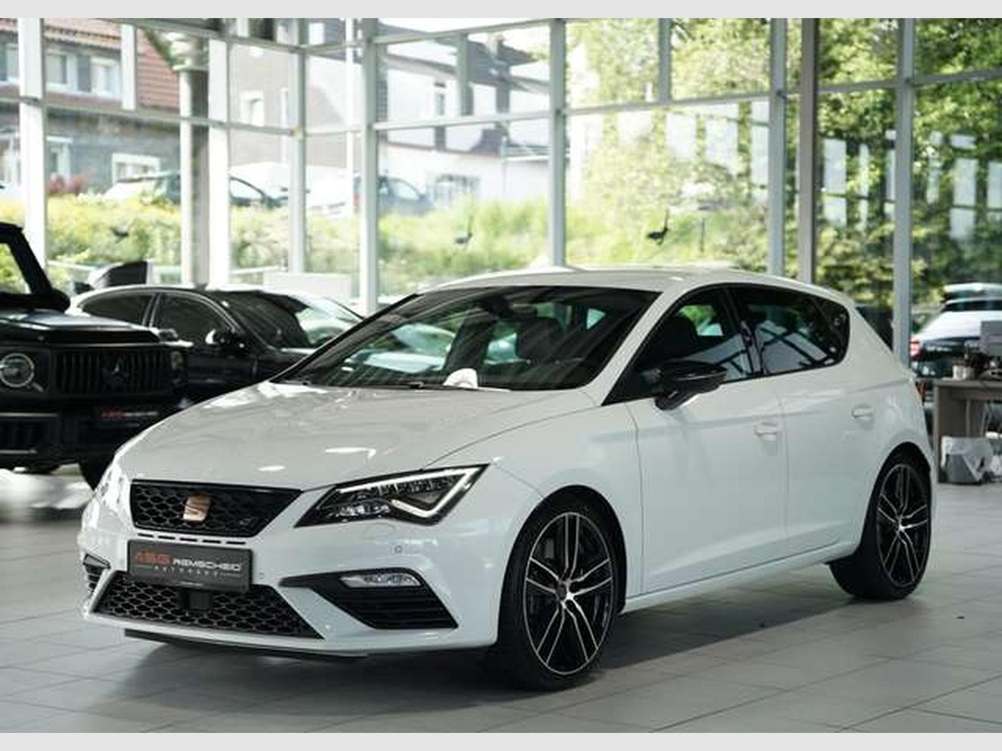 SEAT Leon Cupra 2.0 TSI 290 DSG *Kamera *Leder *SHZ (2019) - Photo 4