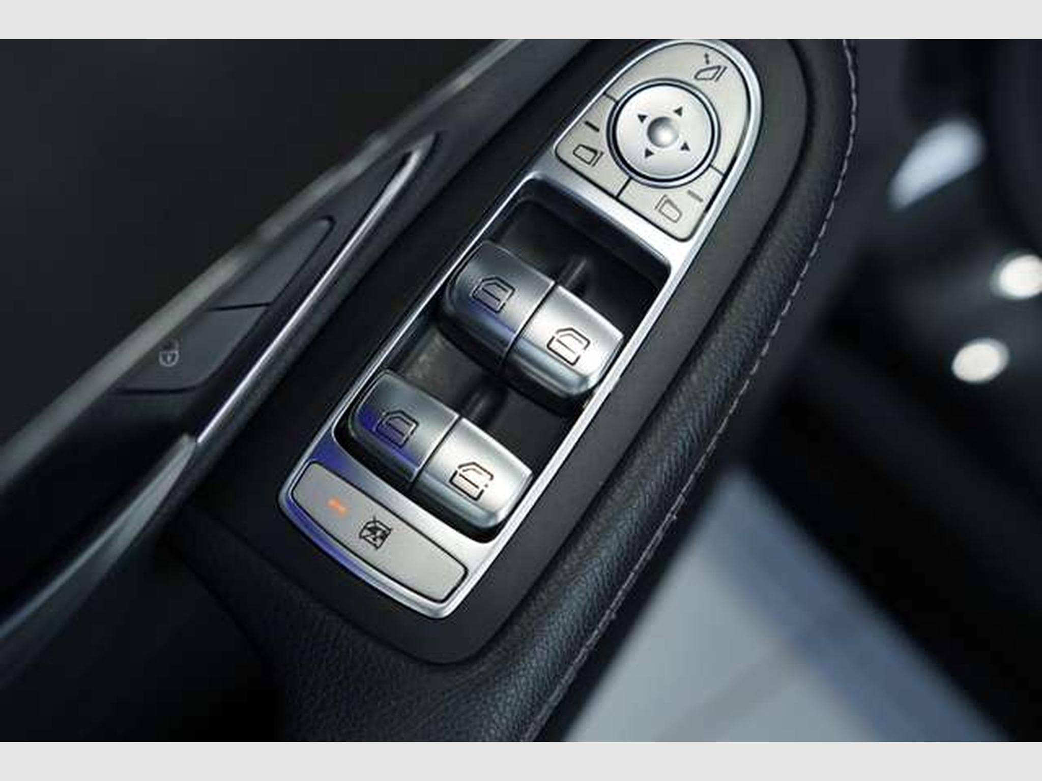 Mercedes C 200 T 4M AMG Line 2.H *BURM *Pano *Ambiente (2018) - Photo 27