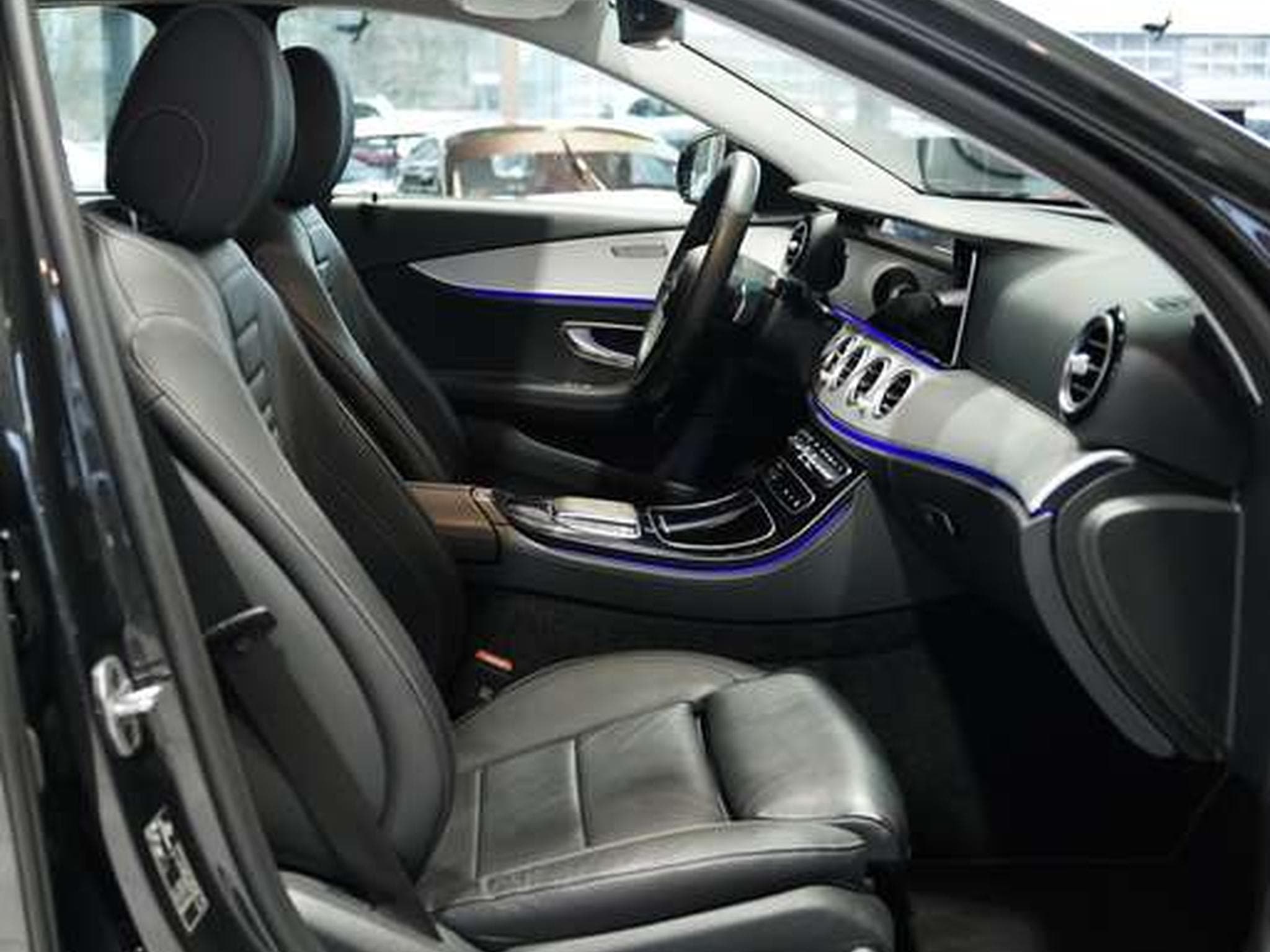 Mercedes E 220 d T Avantgarde *1.Hand *AHK *Navi *MwSt. (2023) - Photo 12