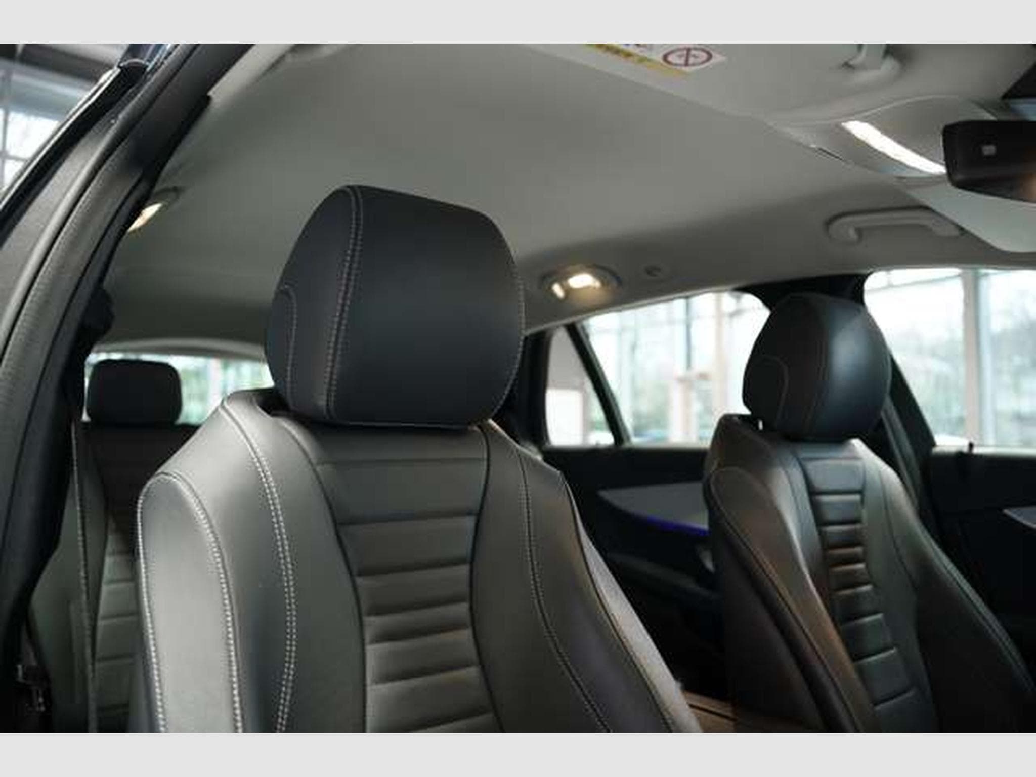 Mercedes E 220 d T Avantgarde *1.Hand *AHK *Navi *MwSt. (2023) - Photo 16