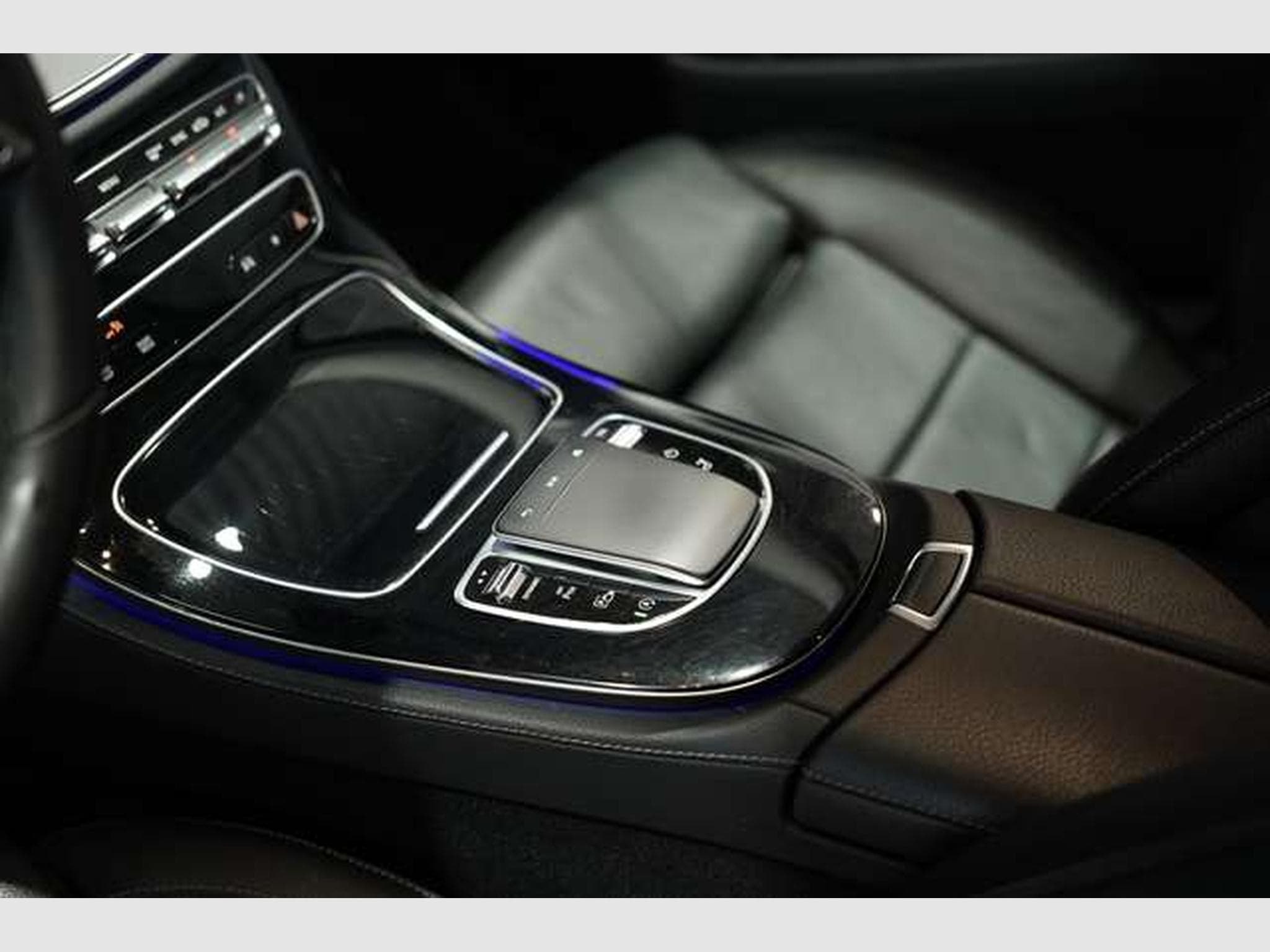 Mercedes E 220 d T Avantgarde *1.Hand *AHK *Navi *MwSt. (2023) - Photo 25