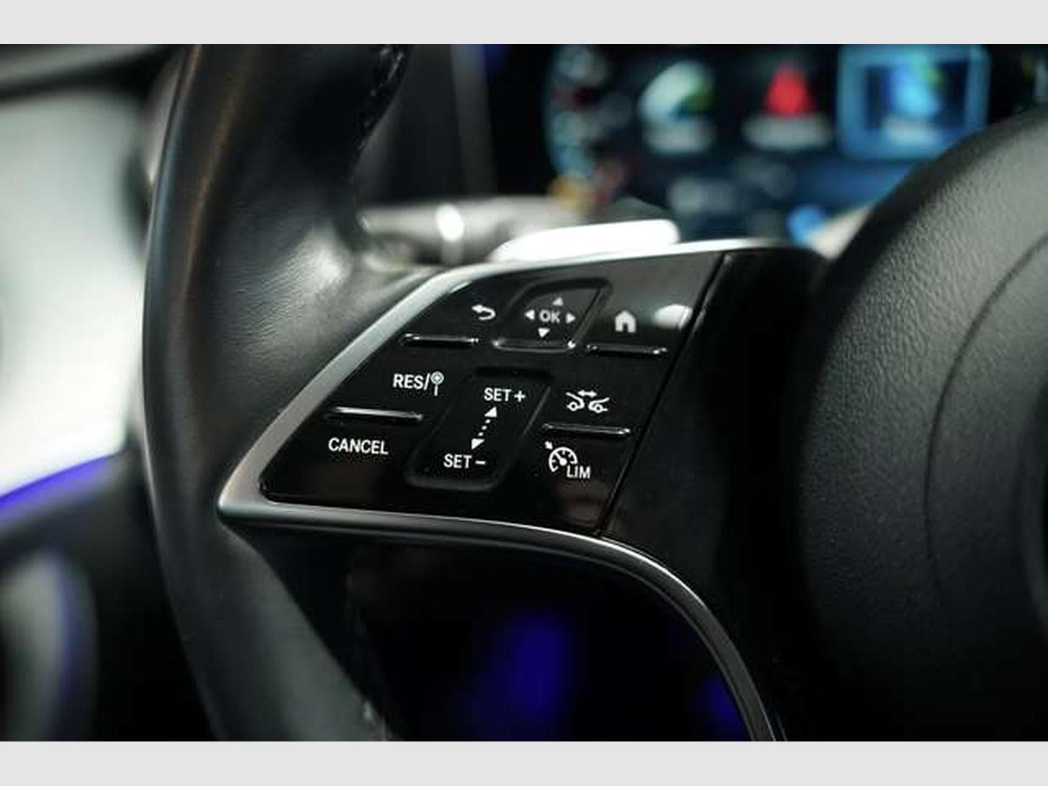 Mercedes E 220 d T Avantgarde *1.Hand *AHK *Navi *MwSt. (2023) - Photo 26