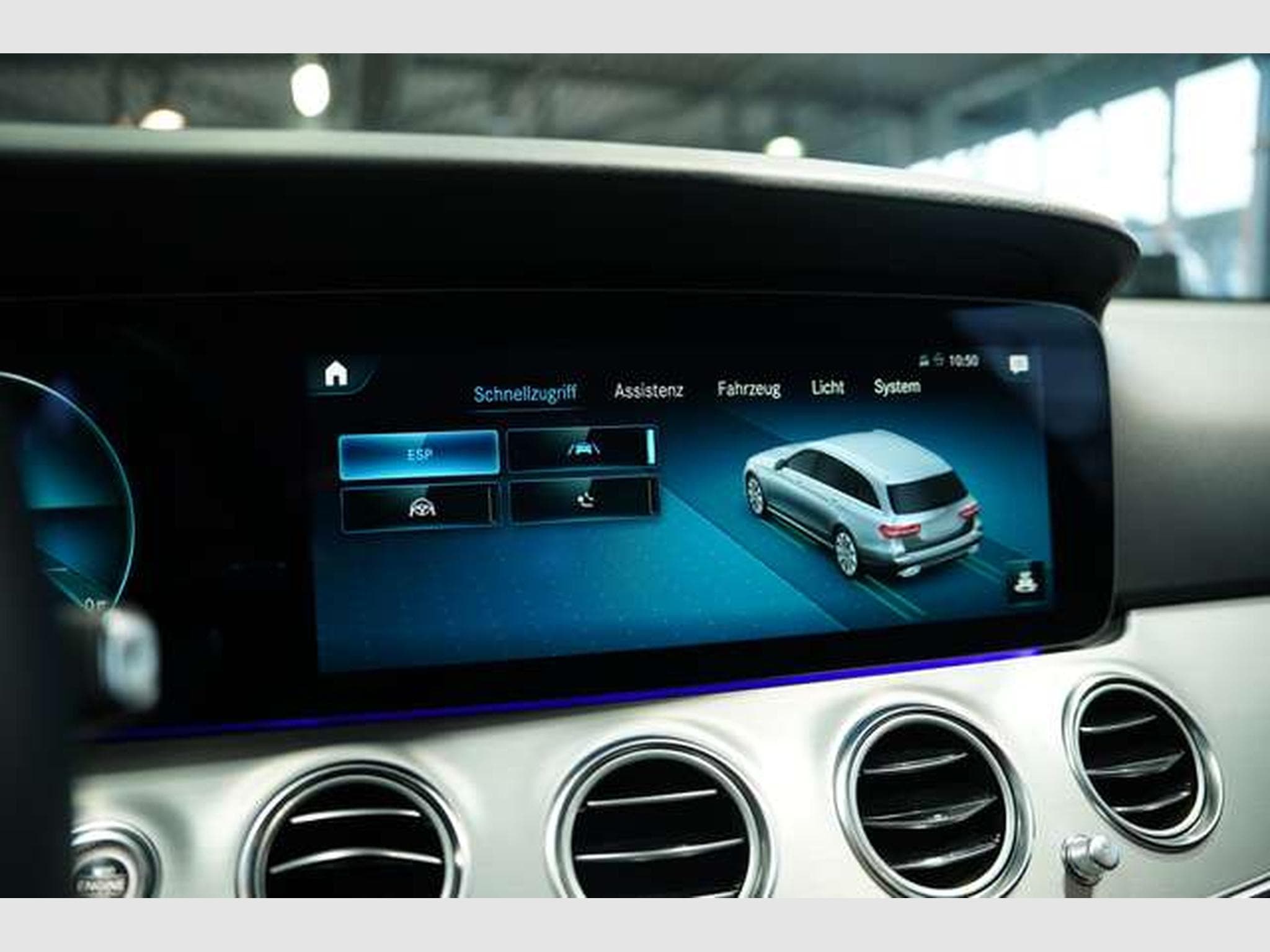 Mercedes E 220 d T Avantgarde *1.Hand *AHK *Navi *MwSt. (2023) - Photo 32