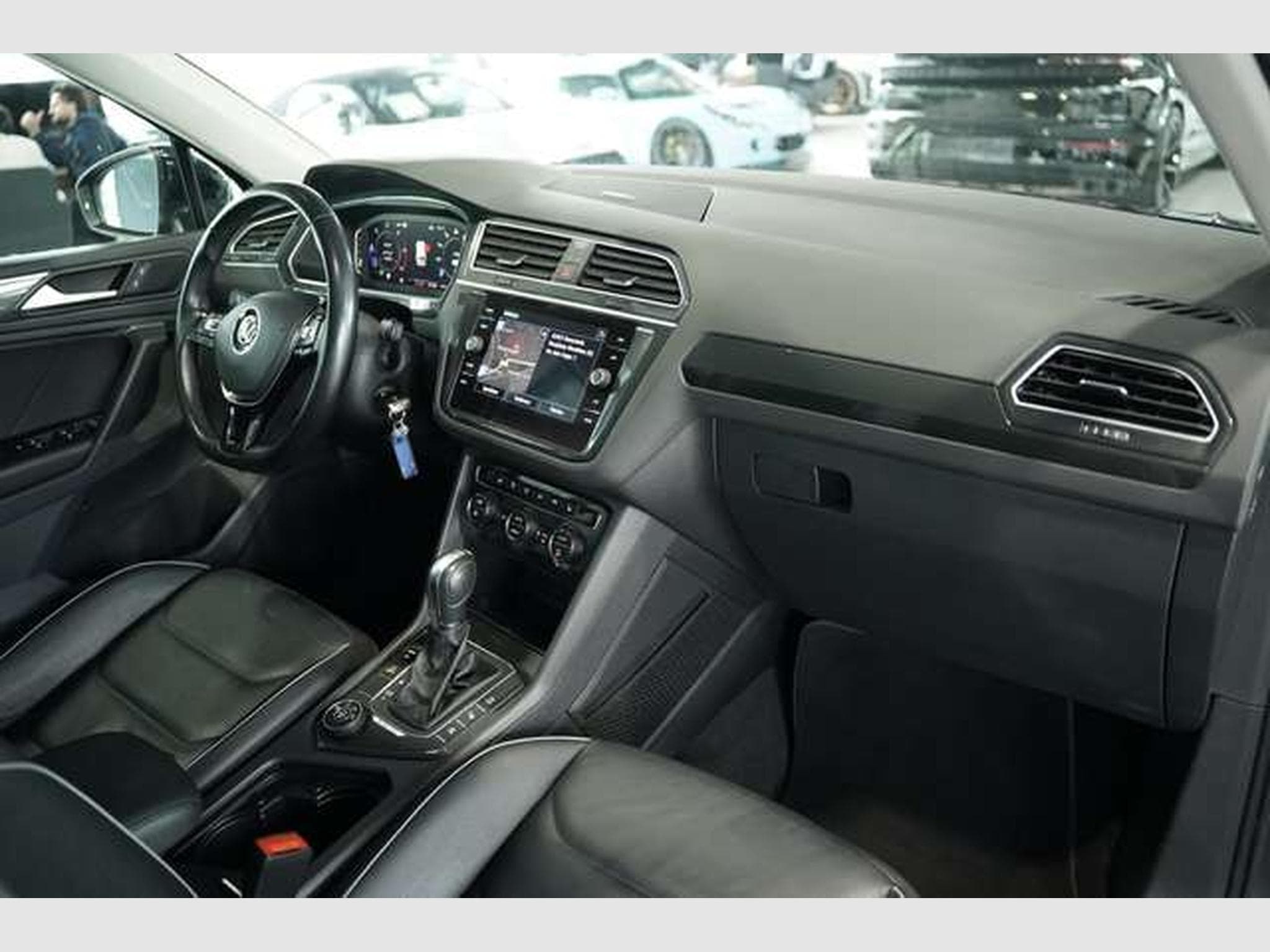 VW Tiguan 2.0 TDI DSG 4M Highline *AHK *Kam *Leder (2019) - Photo 17