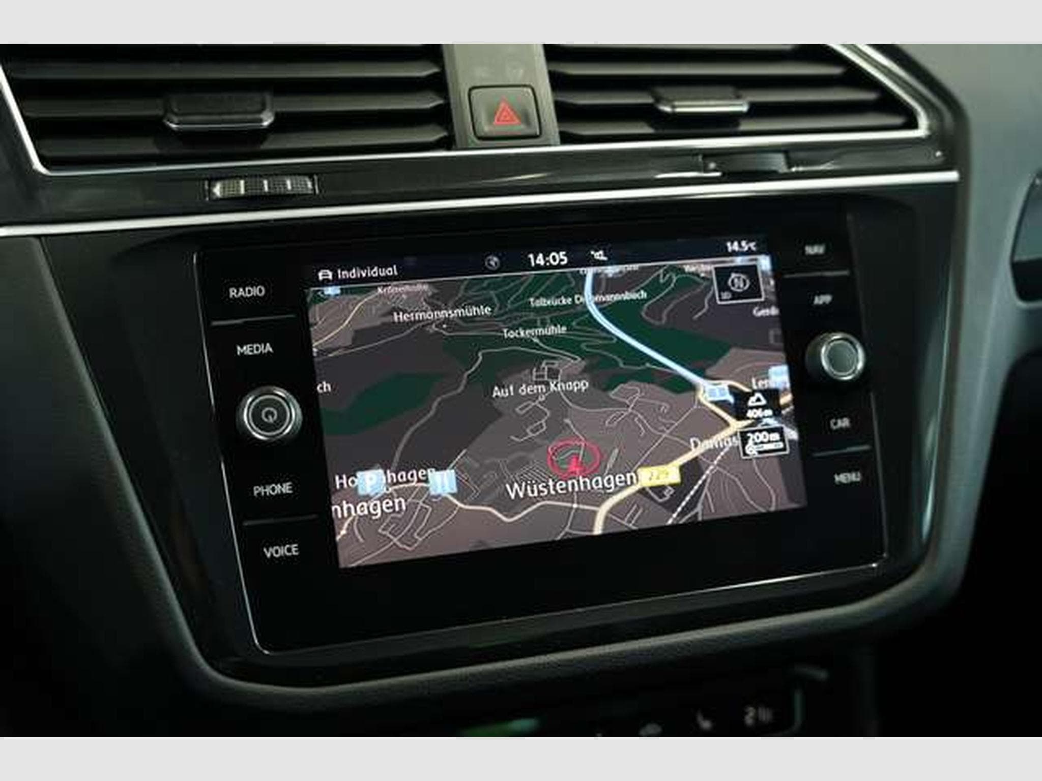 VW Tiguan 2.0 TDI DSG 4M Highline *AHK *Kam *Leder (2019) - Photo 31