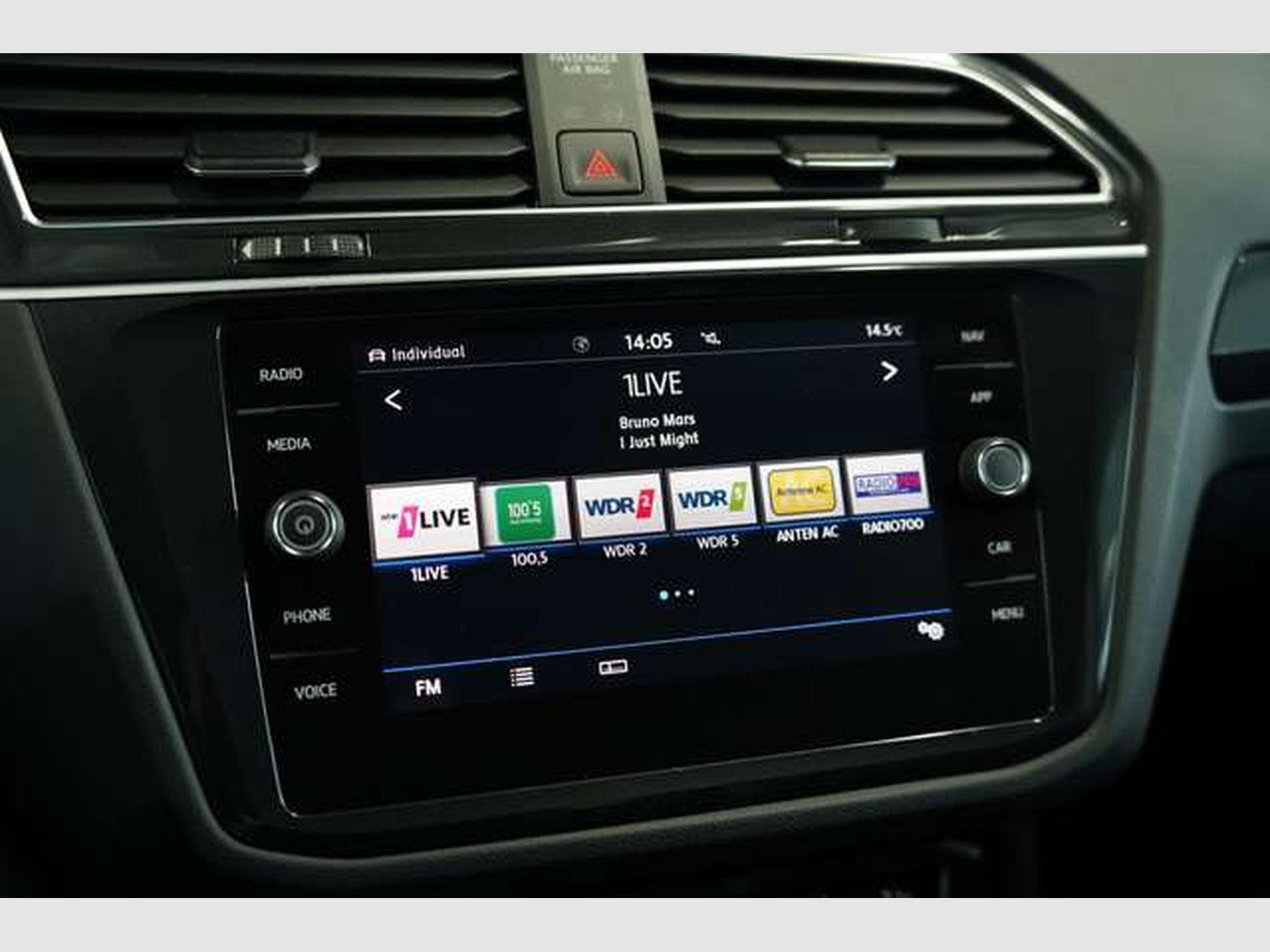 VW Tiguan 2.0 TDI DSG 4M Highline *AHK *Kam *Leder (2019) - Photo 33