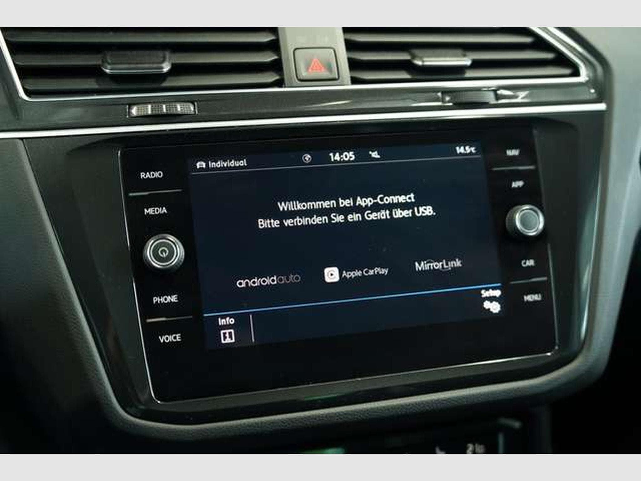 VW Tiguan 2.0 TDI DSG 4M Highline *AHK *Kam *Leder (2019) - Photo 34