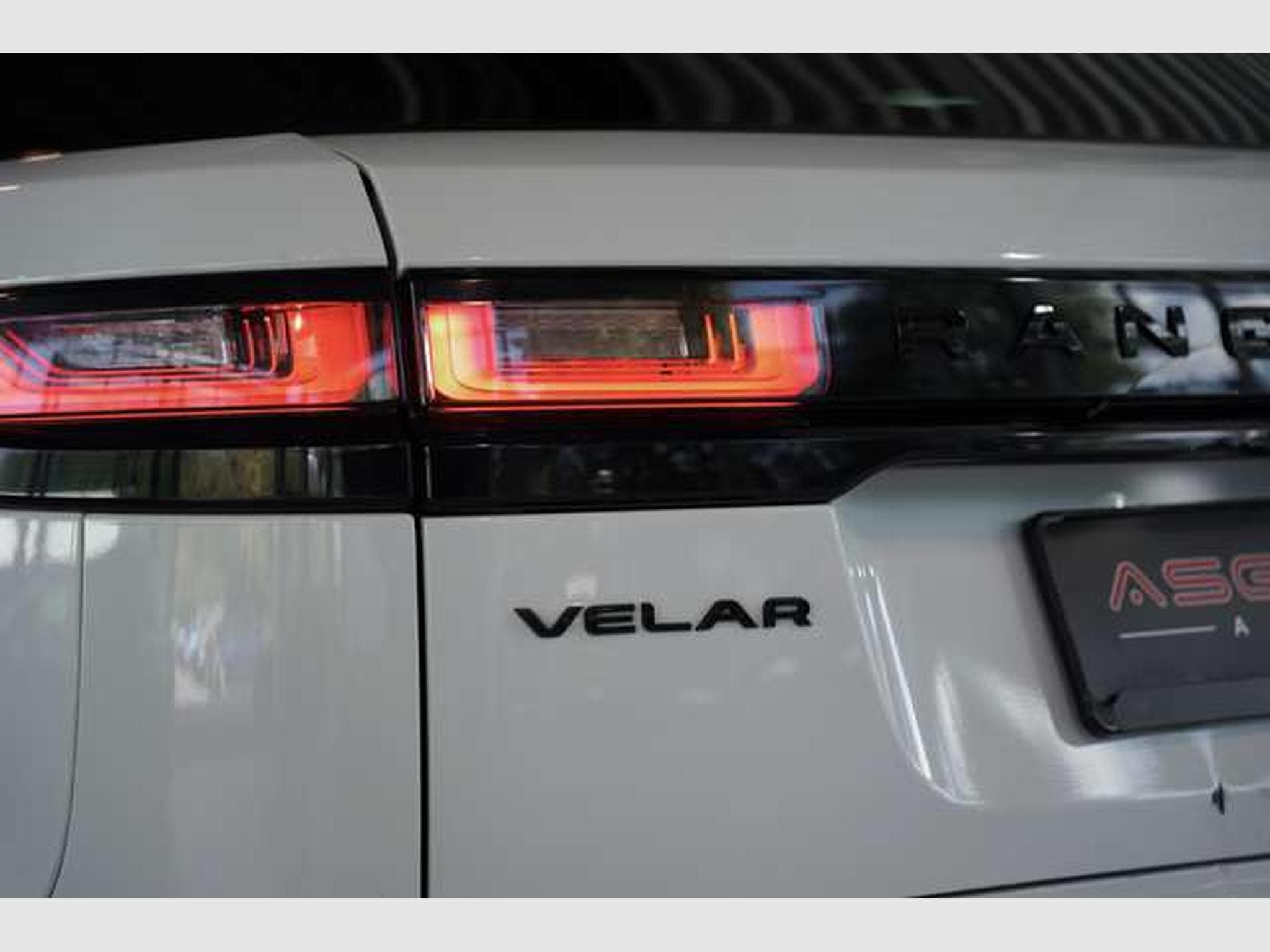 Land-Rover Range Rover Velar SE *AHK*ACC*20Zoll*Memory (2017) - Foto 32