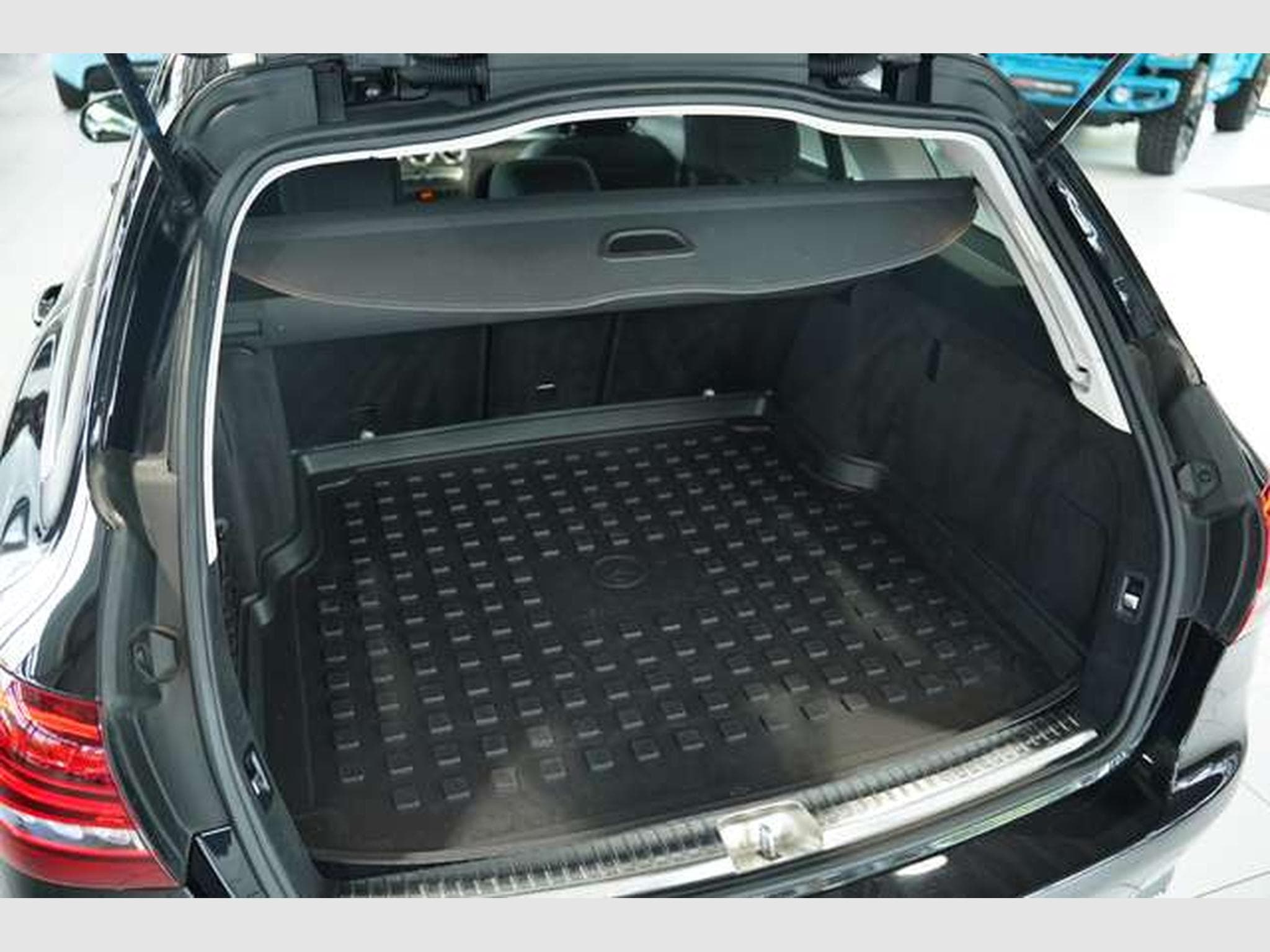 Mercedes C 220 d T Avantagarde *2.H *Wide*Leder*Pano*AHK (2021) - Photo 20
