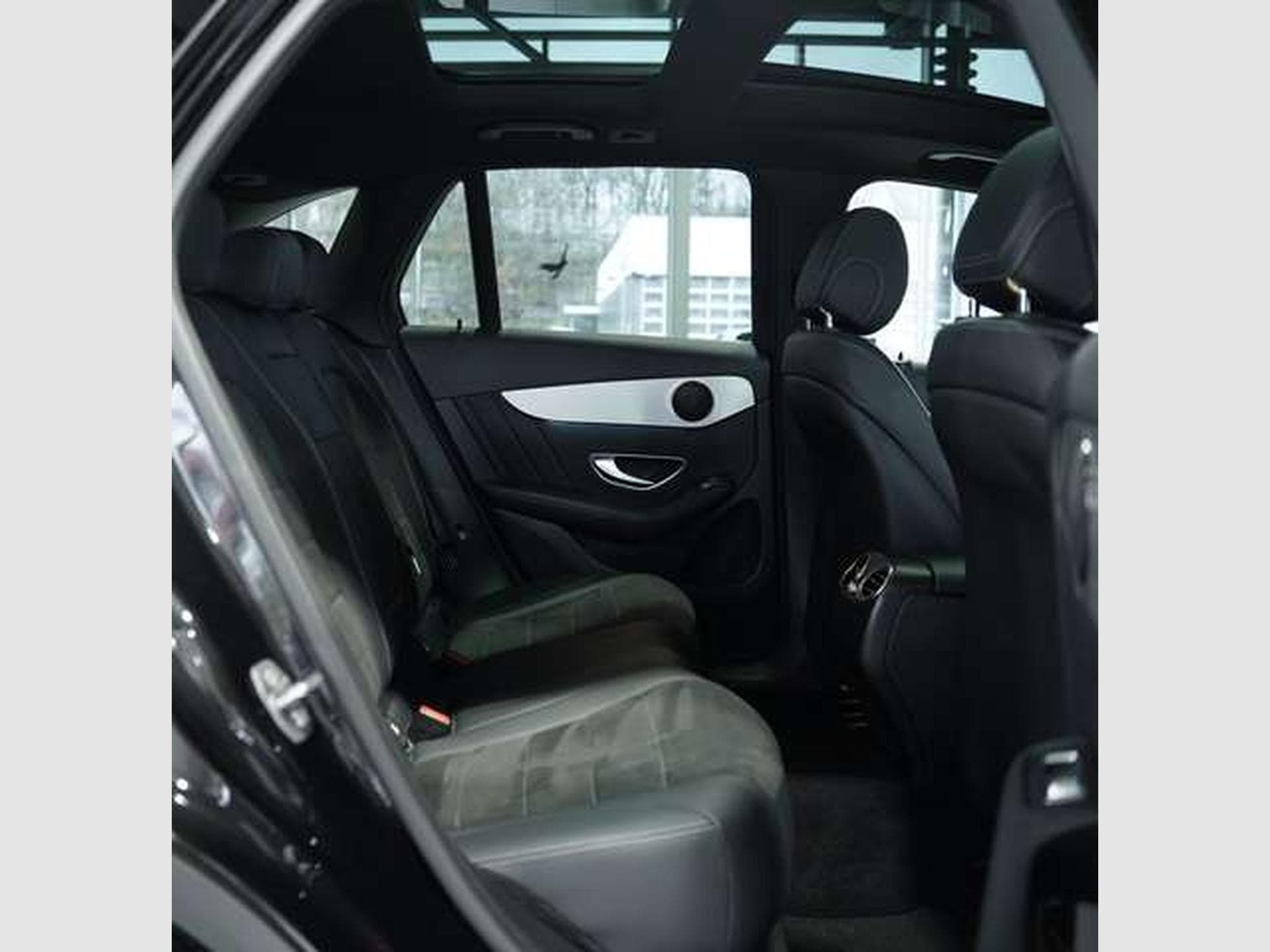 Mercedes GLC 250 4M AMG Line *20 *Pano *AHK *Navi *KeyGo (2018) - Photo 18
