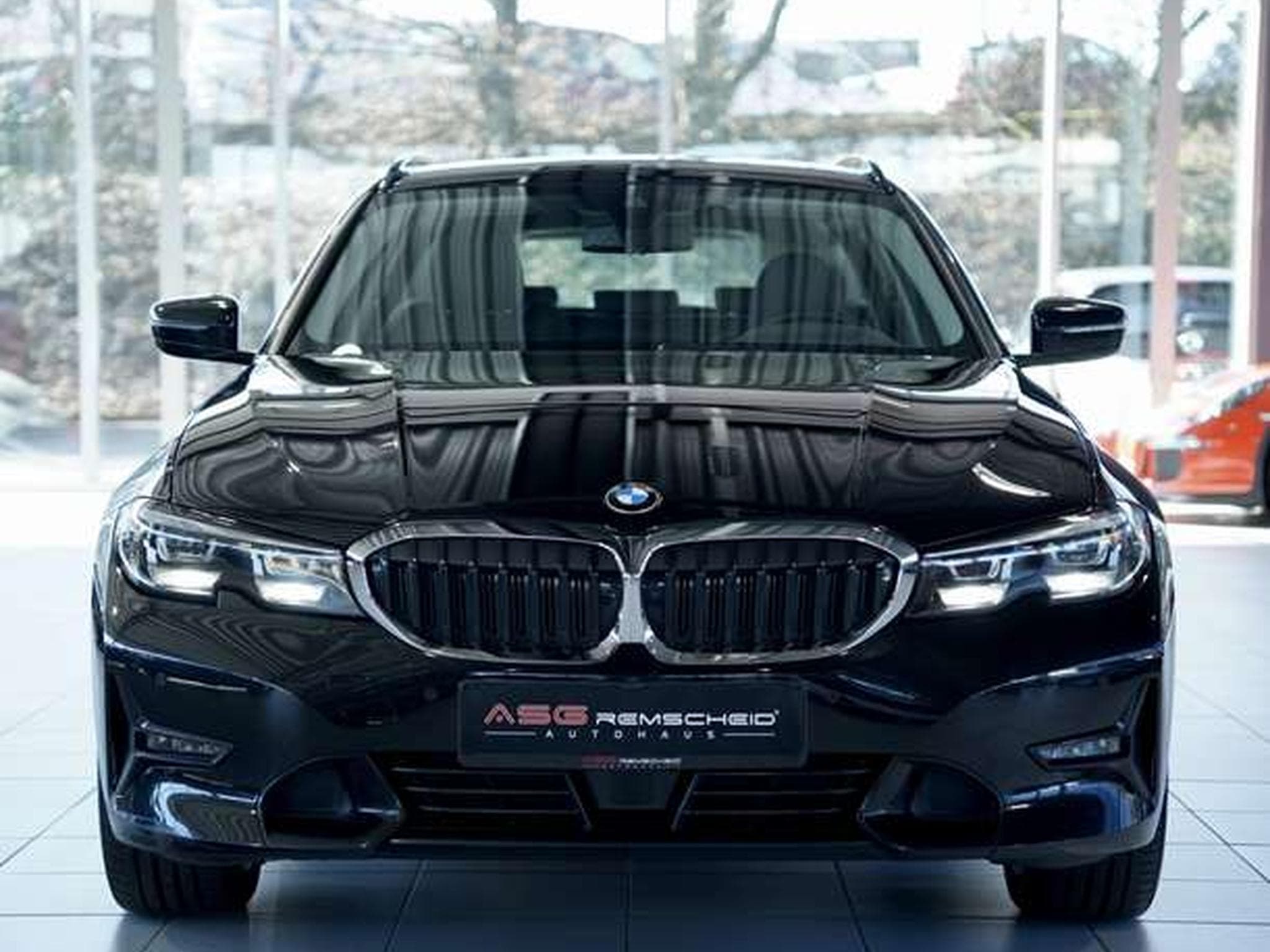 BMW 330 e xD Touring Sport Line *1.H *ACC *H&K *MwSt (2020) - Photo 2