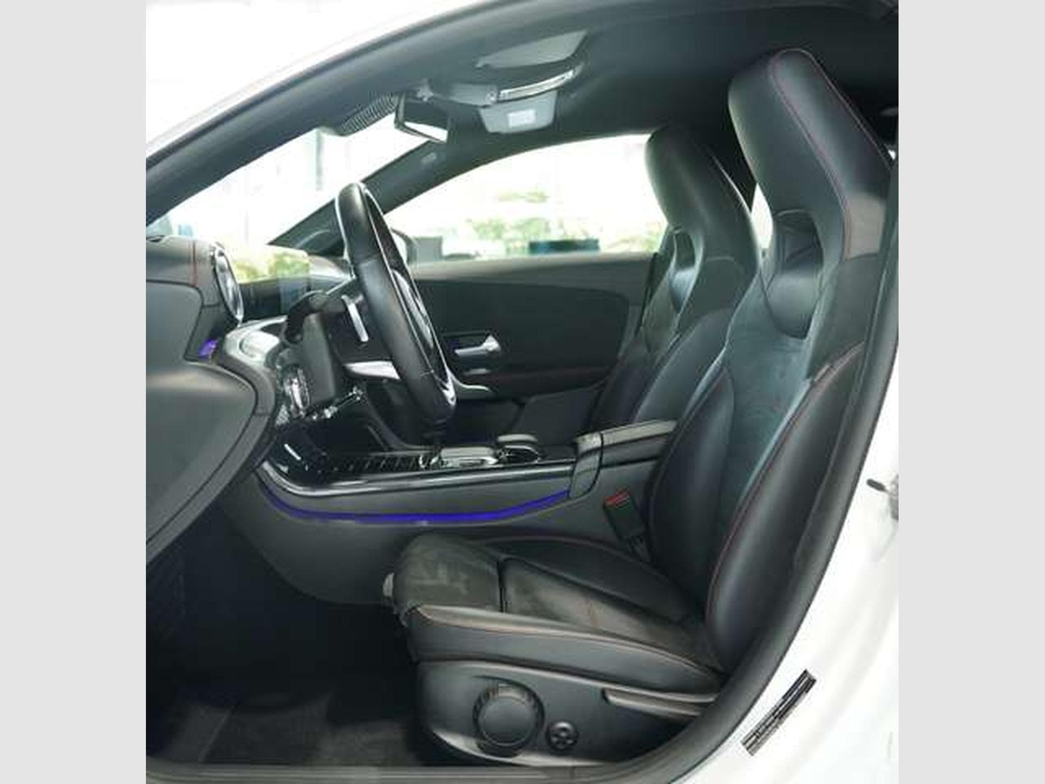 Mercedes CLA 180 AMG Line *19 *Digital*Business*Ambiente (2019) - Photo 27