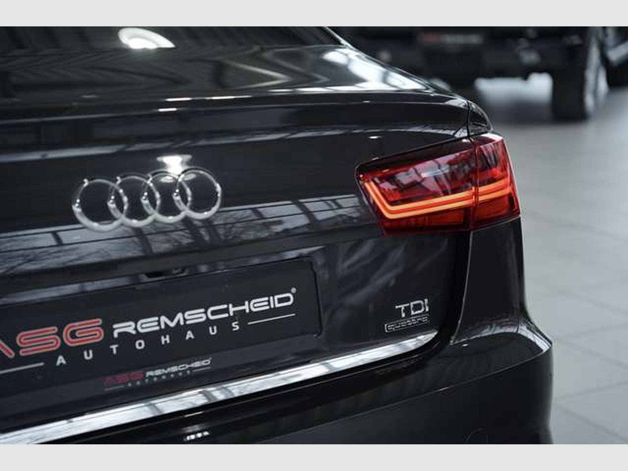 Audi A6 3.0 TDI q. Limousine S line *20 *BOSE *Kam (2015) - Foto 12
