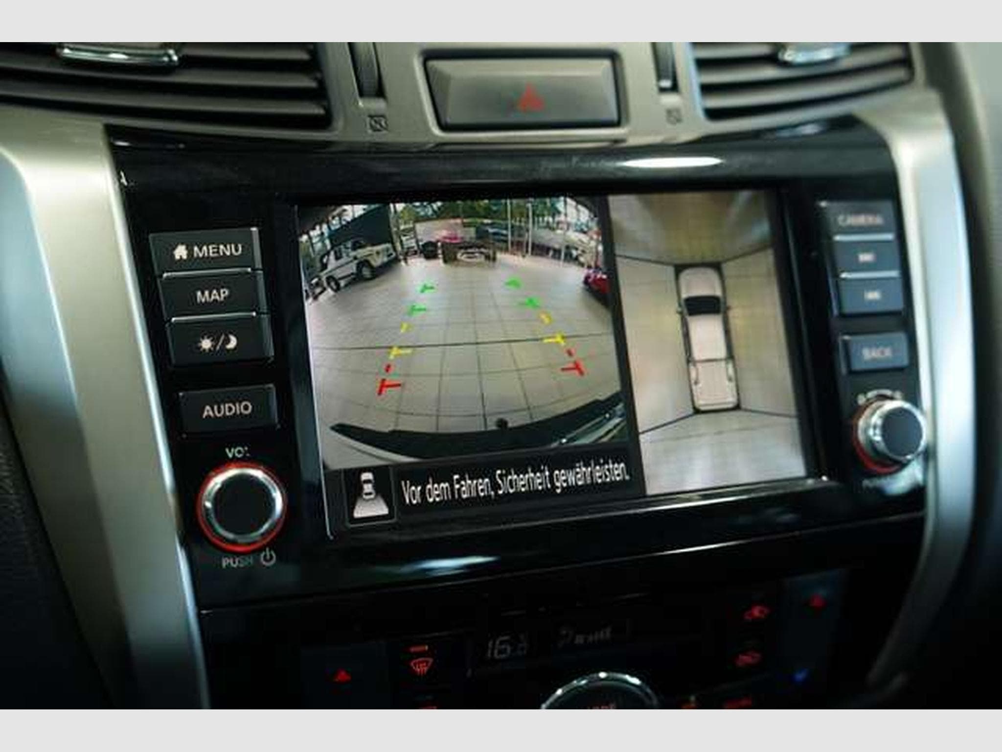 Nissan Navara NP300 Aut. Double Cab 4x4 *LED *Kam* (2020) - Foto 28