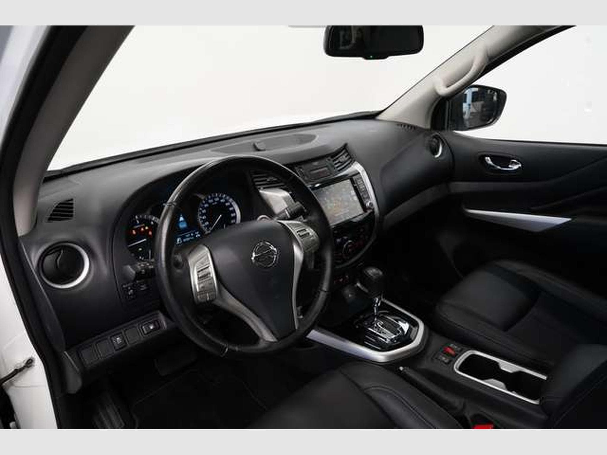 Nissan Navara NP300 Aut. Double Cab 4x4 *LED *Kam* (2020) - Foto 35