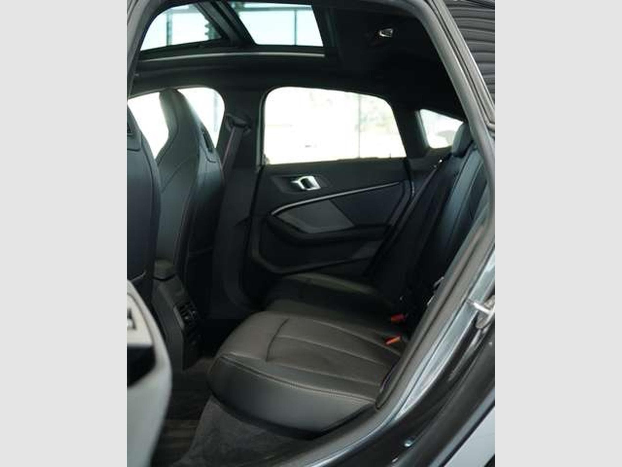 BMW 220 d xDrive M Sport *1.H *Pano *H&K (2021) - Foto 26