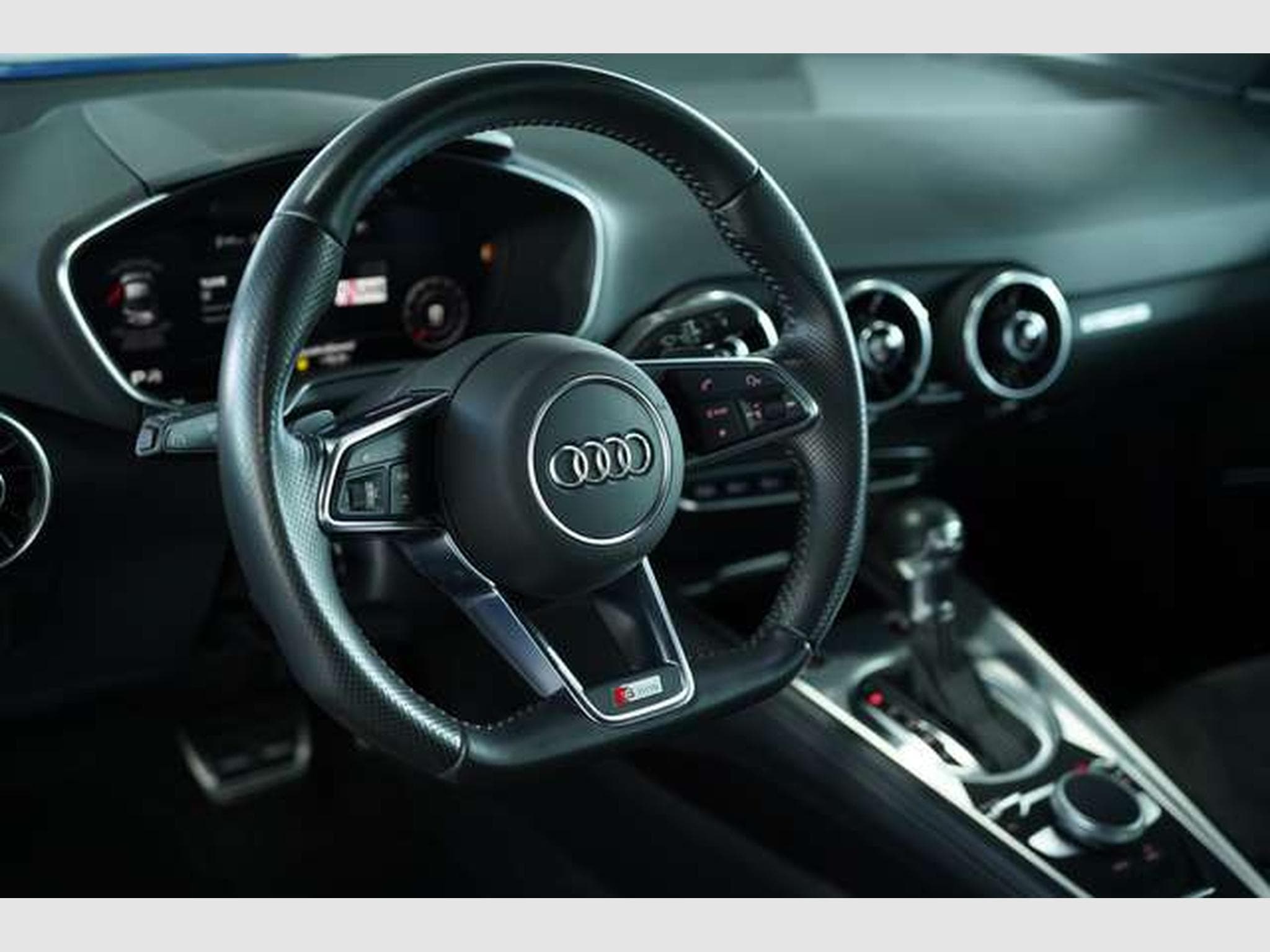 Audi TT 2.0 TFSI Competition *2.H *20 *B&O *Virtual (2017) - Foto 37