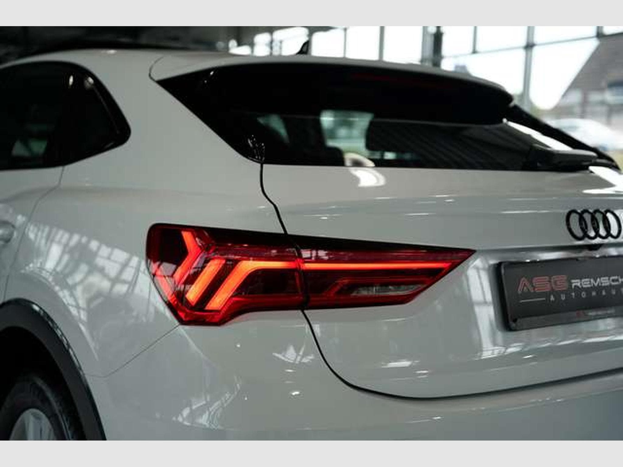 Audi Q3 35 TDI q S Line 1H *GSD *Kamera *Virtual *LED (2020) - Photo 19